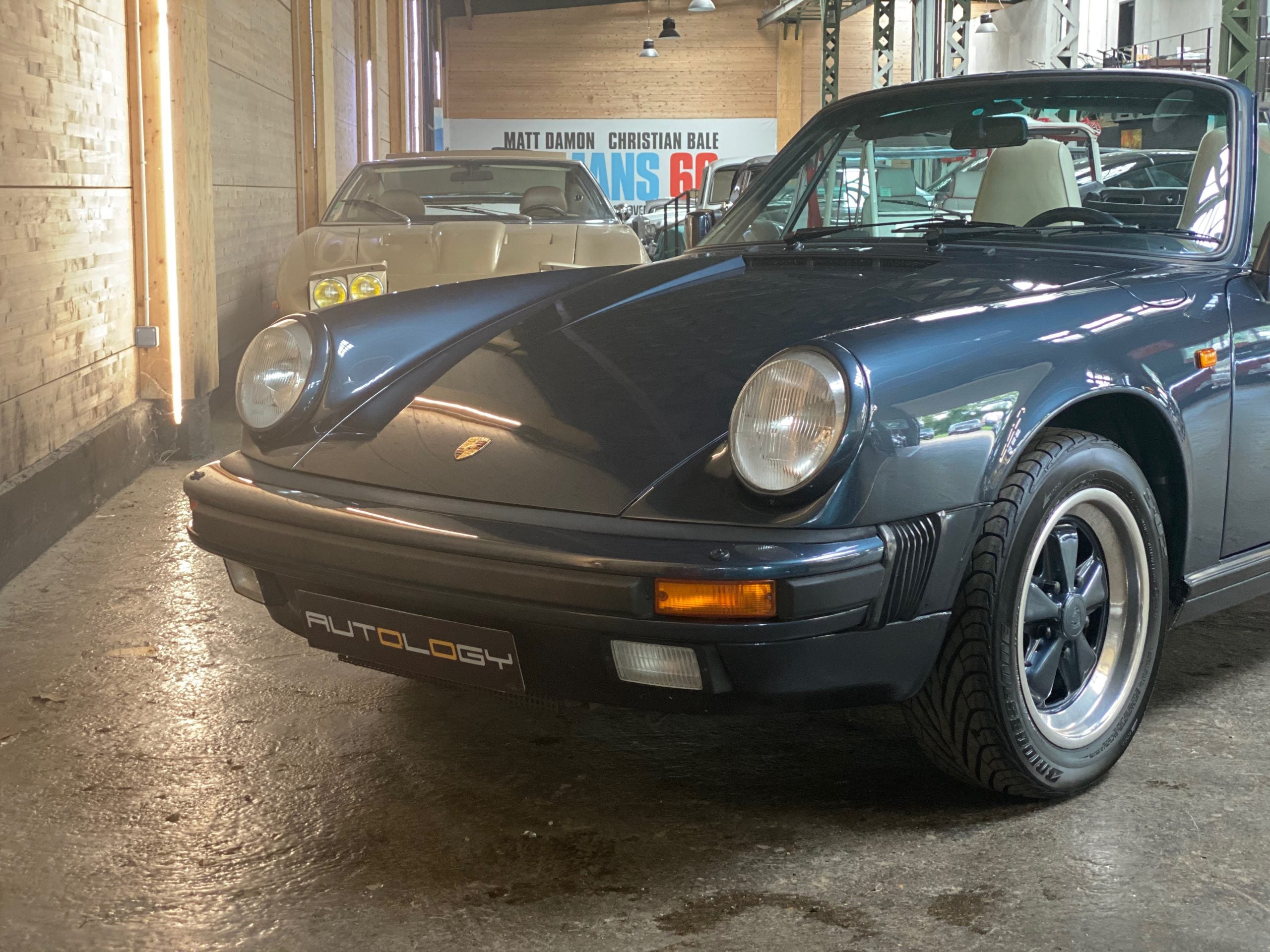 Porsche 911 Carrera 3.2 Cabriolet