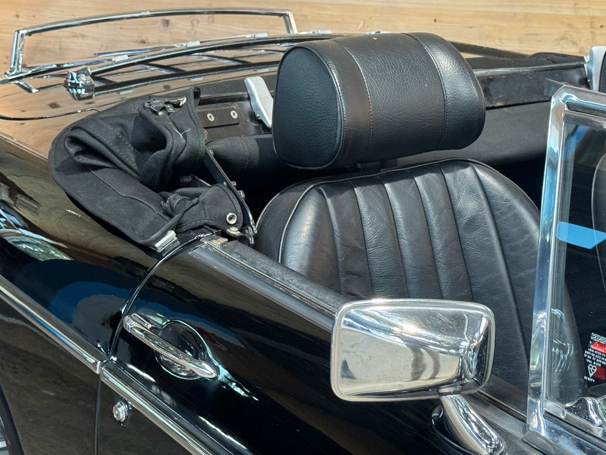 MG B Limited Edition