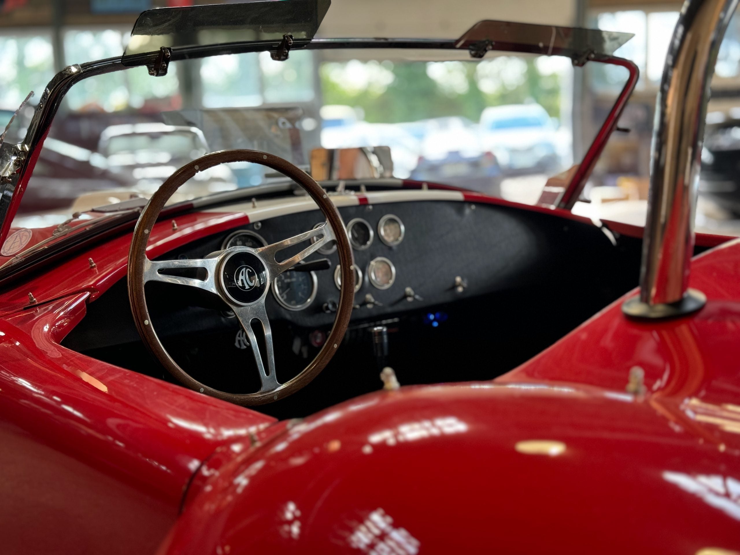 AC Cobra 427 Replica - Unique Motorcars