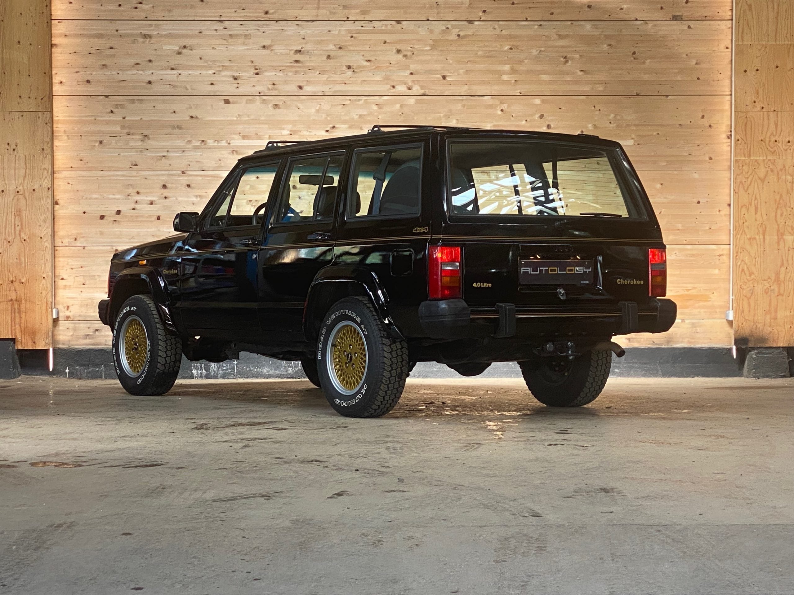 Jeep Cherokee 4.0 Limited BVA