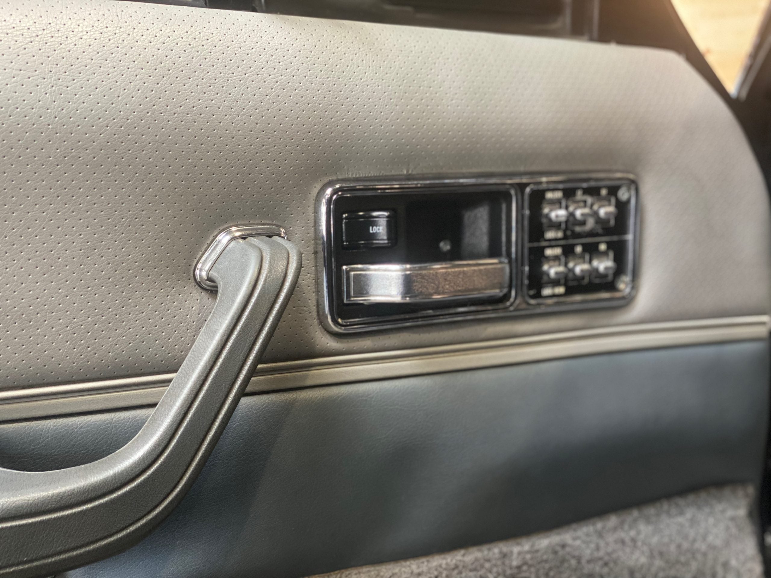 Jeep Cherokee 4.0 Limited BVA