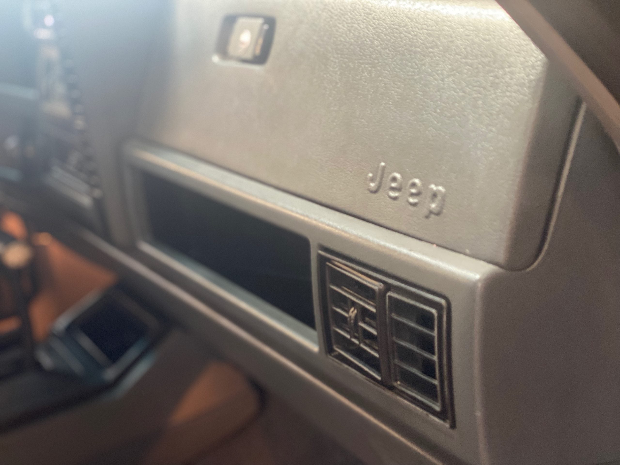 Jeep Cherokee 4.0 Limited BVA
