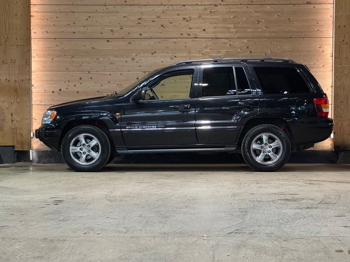Jeep Grand Cherokee V8 4.7 Black Pearl