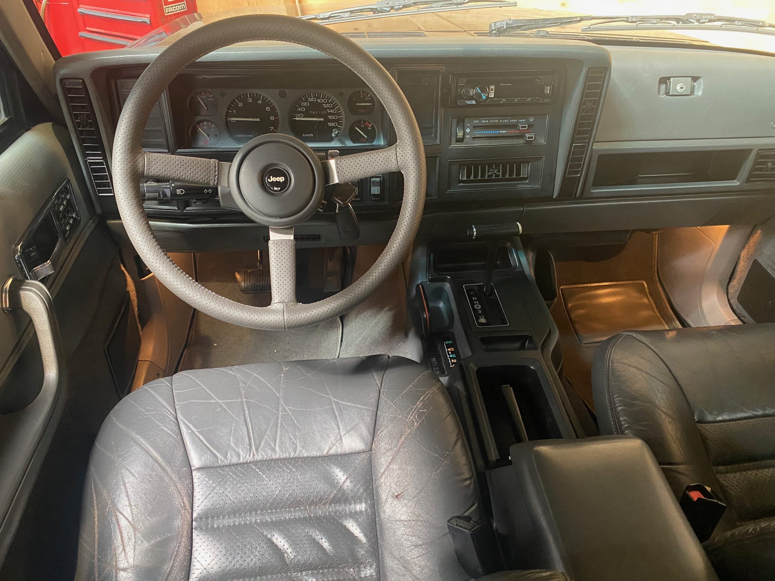 Jeep Cherokee 4.0 Limited BVA