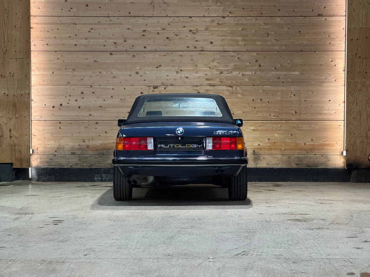 BMW 325iA Cabriolet