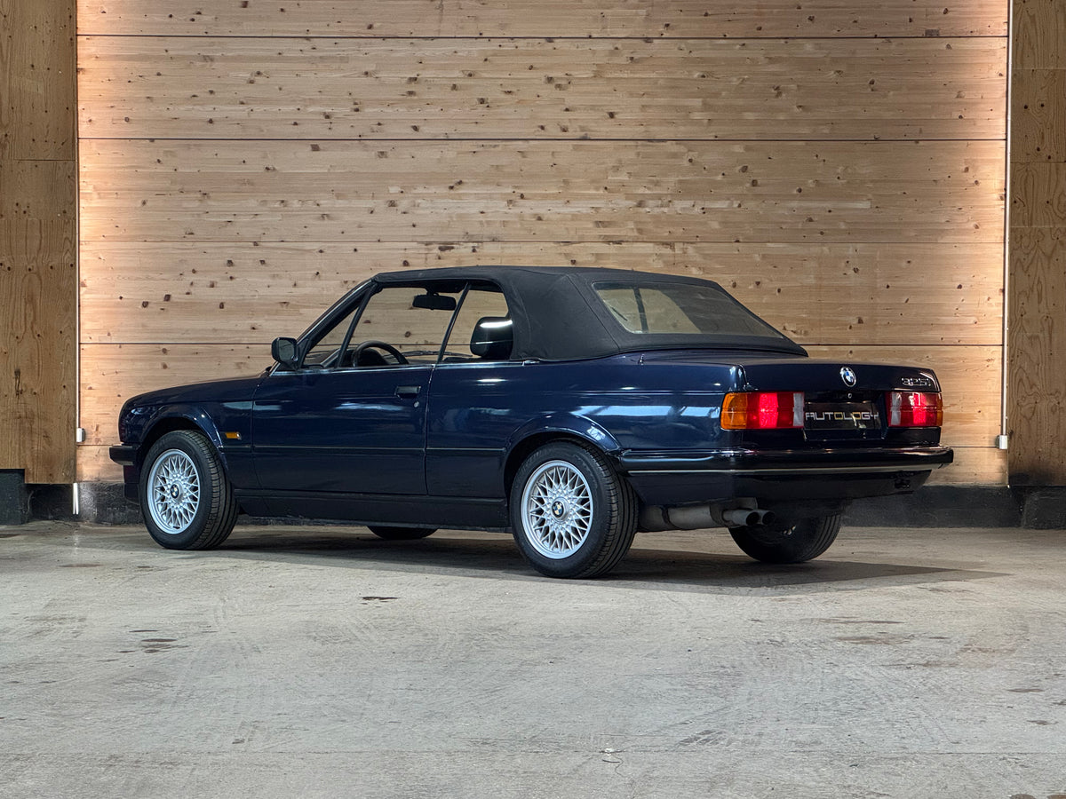 BMW 325iA Cabriolet