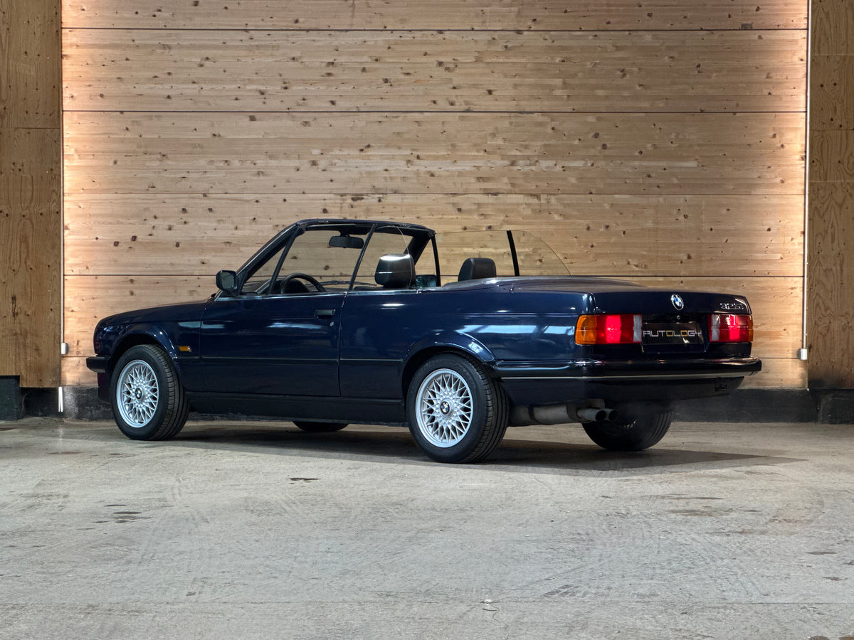 BMW 325iA Cabriolet
