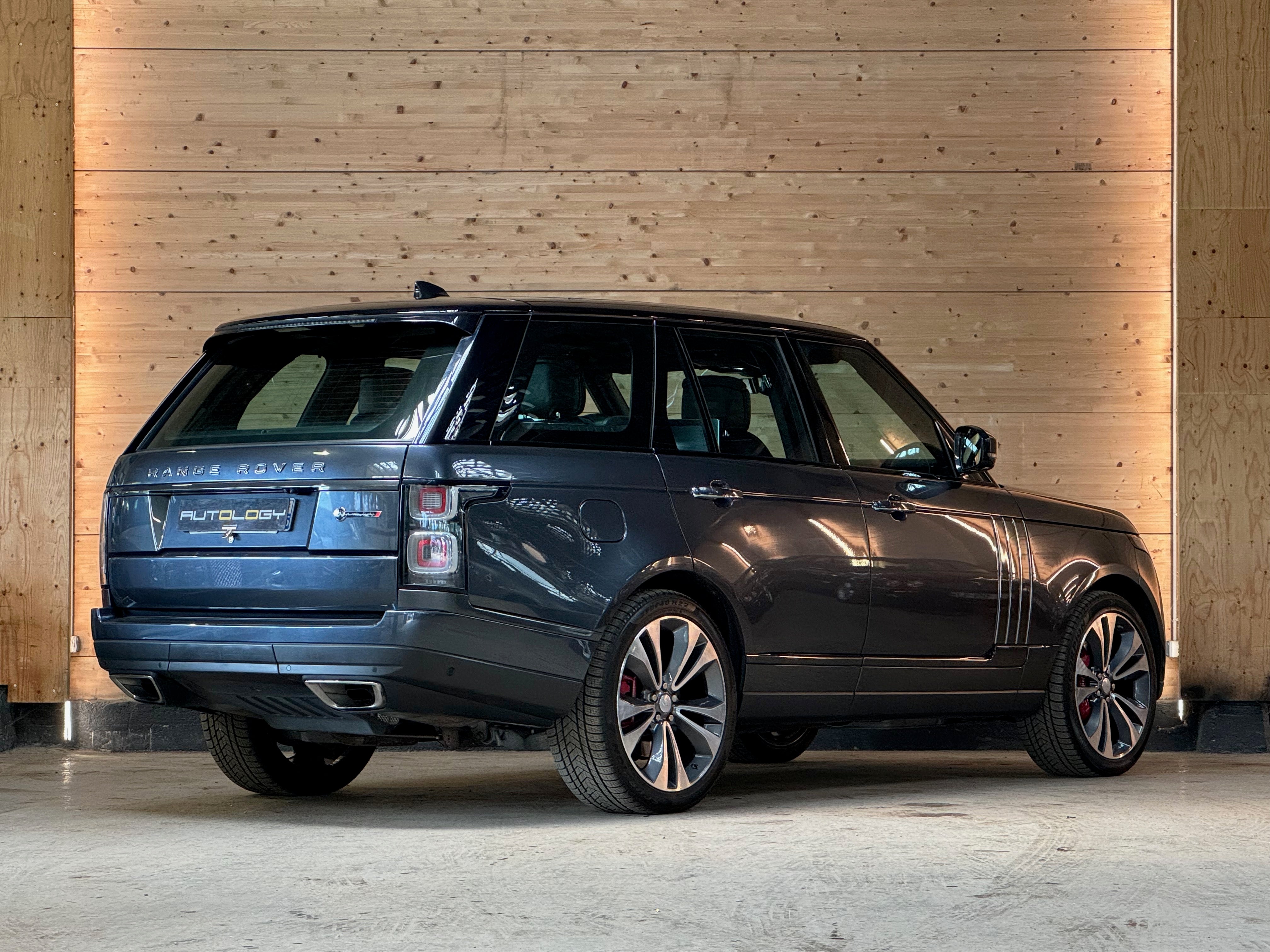 Land Rover Range Rover SV Autobiography Dynamic