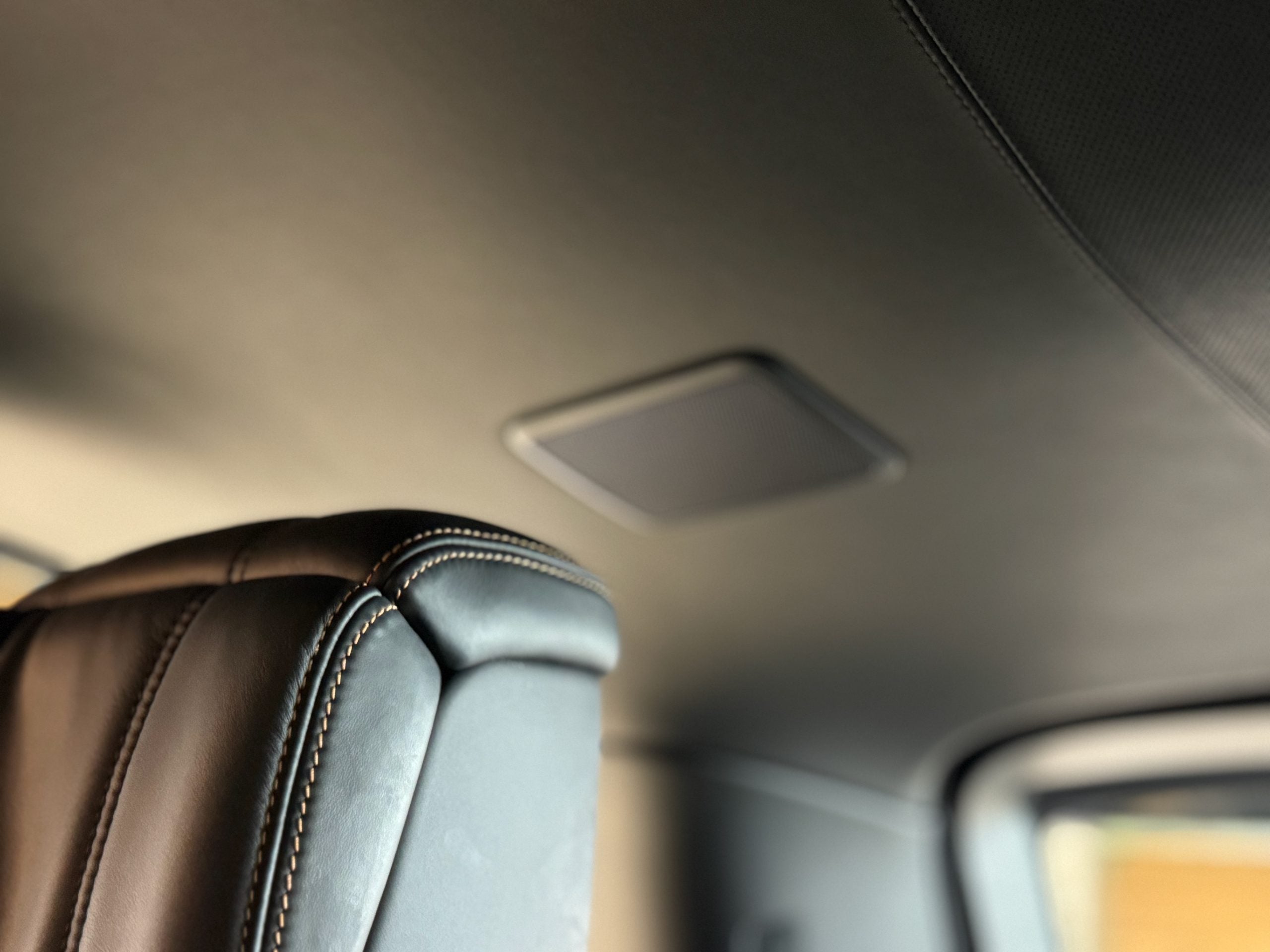 Land Rover Range Rover SV Autobiography Dynamic