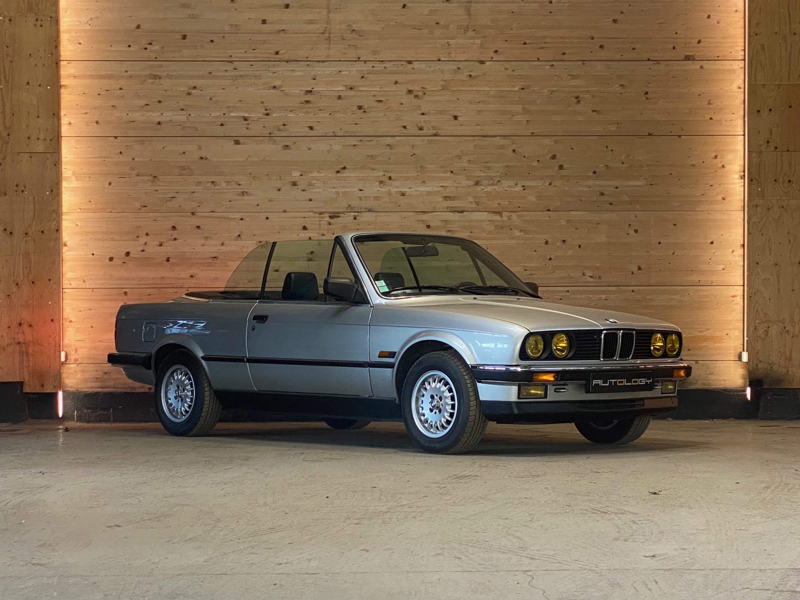 BMW 325i Cabriolet