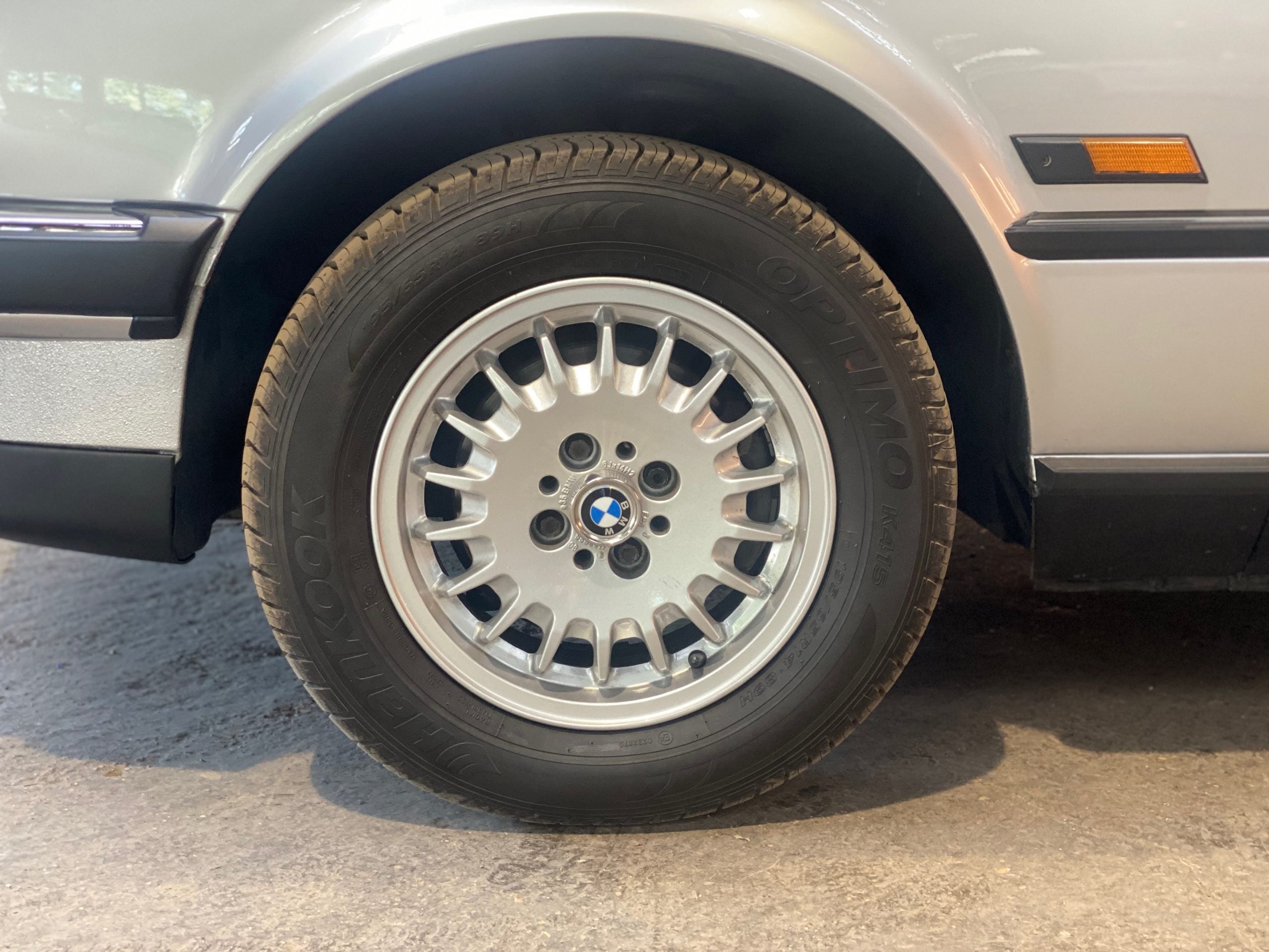 BMW 325i Cabriolet