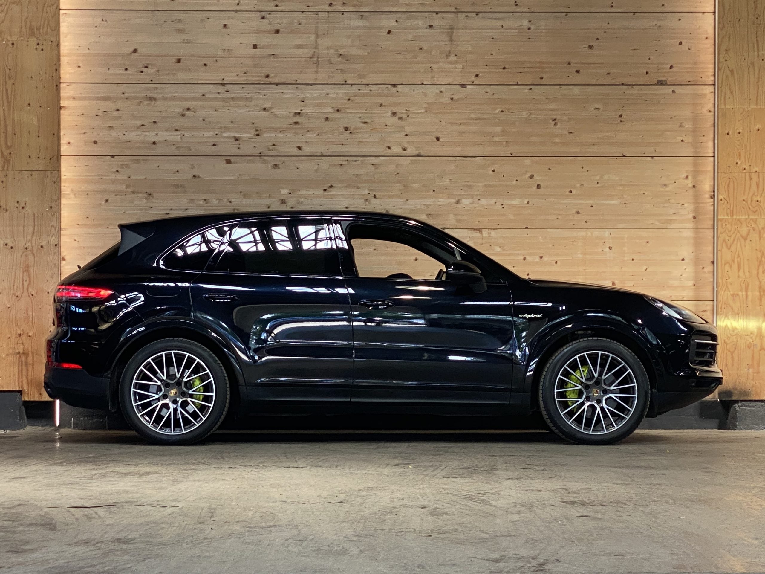 Porsche Cayenne E-Hybrid 462ch