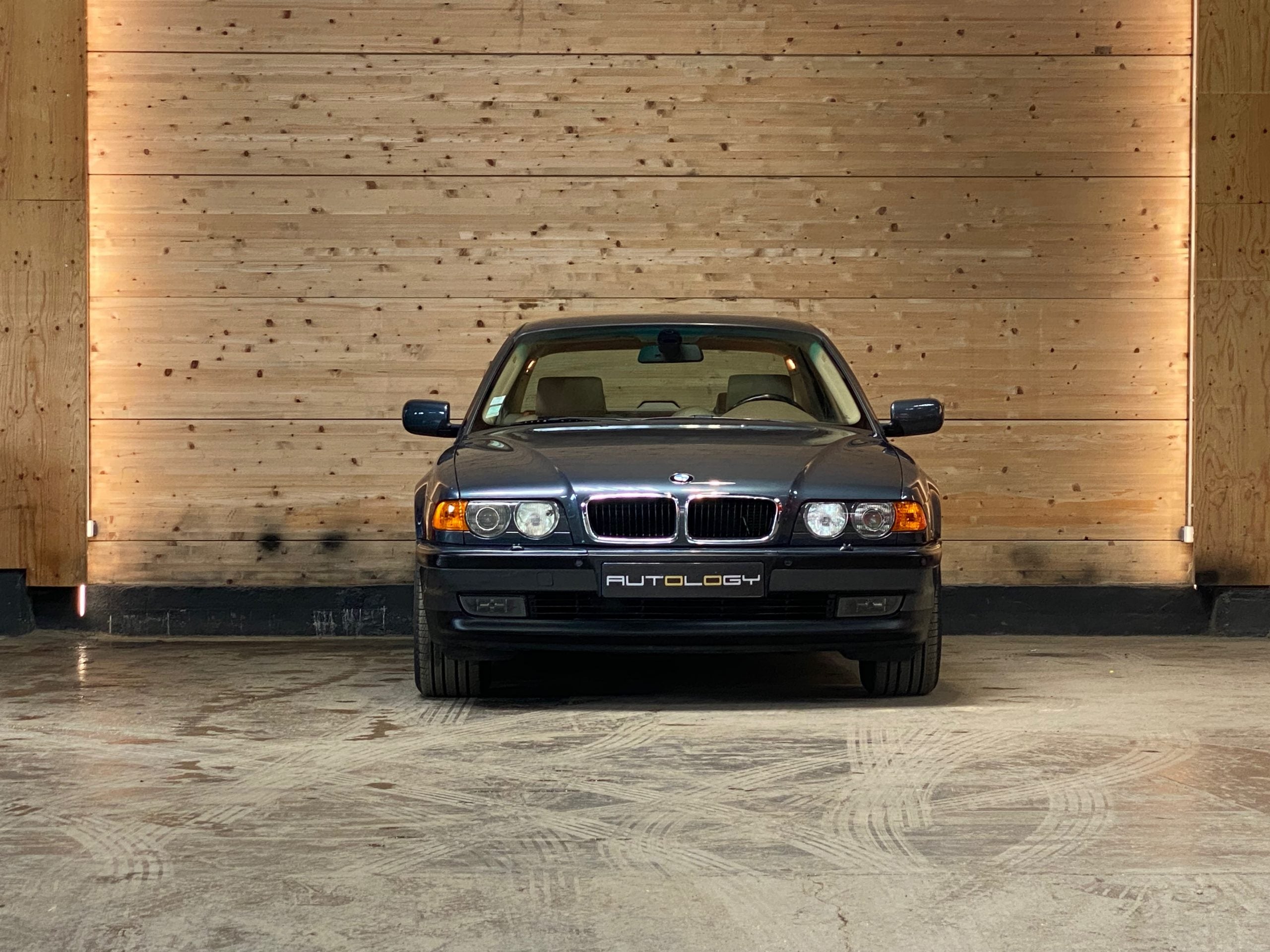 BMW 740iA