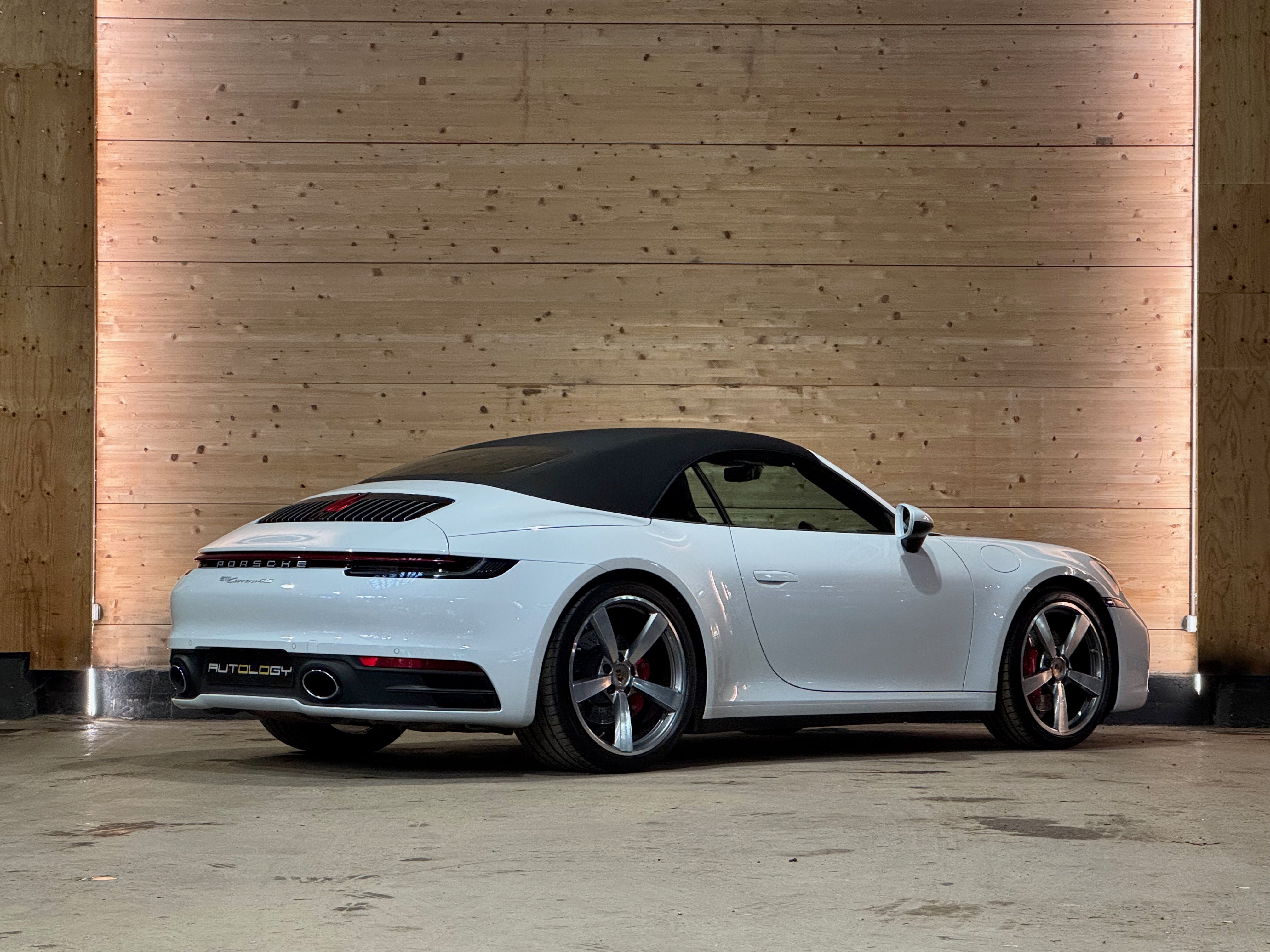 Porsche 992 Carrera 4S Cabriolet