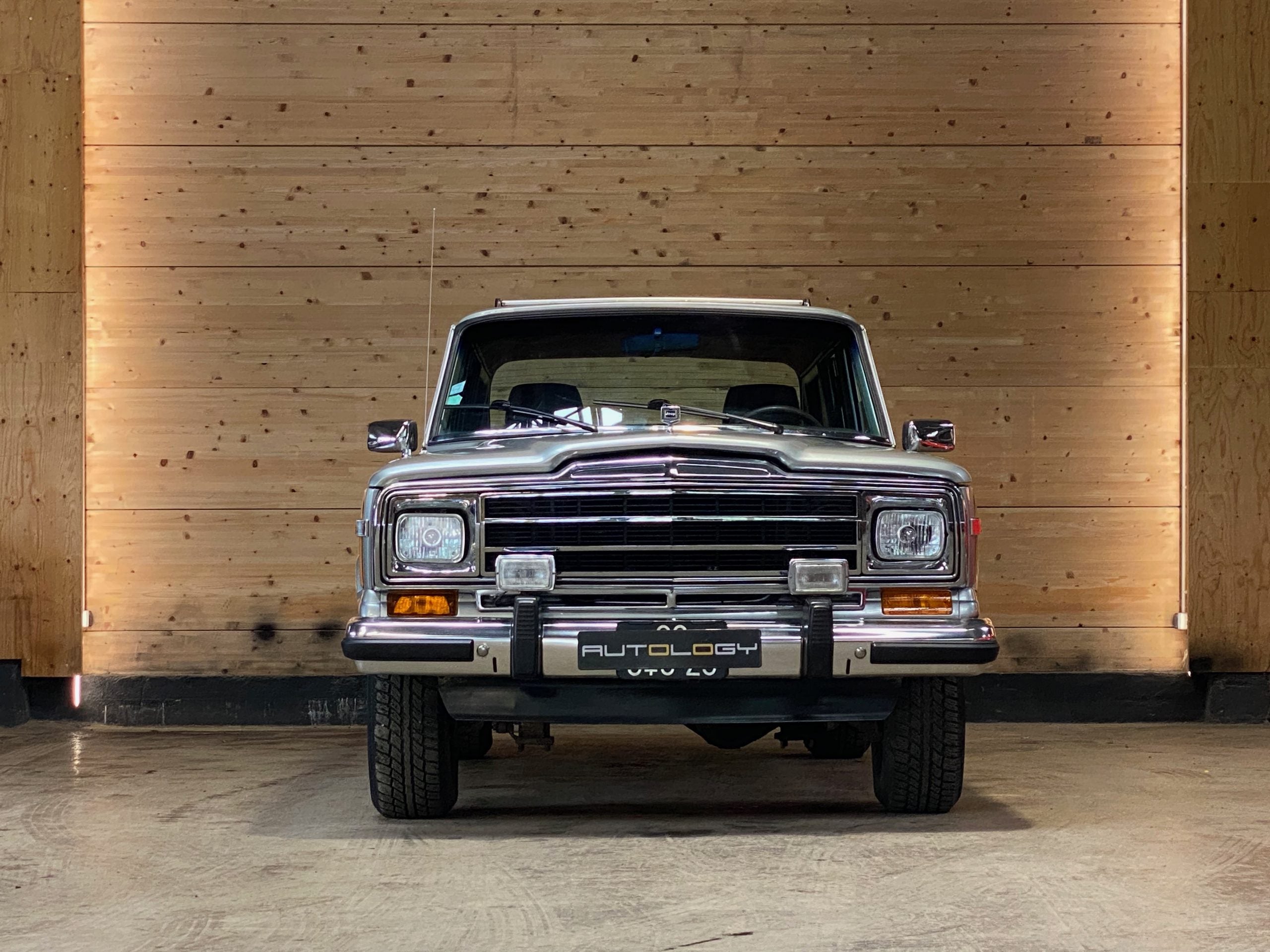 JEEP GRAND WAGONEER “FINAL EDITION”