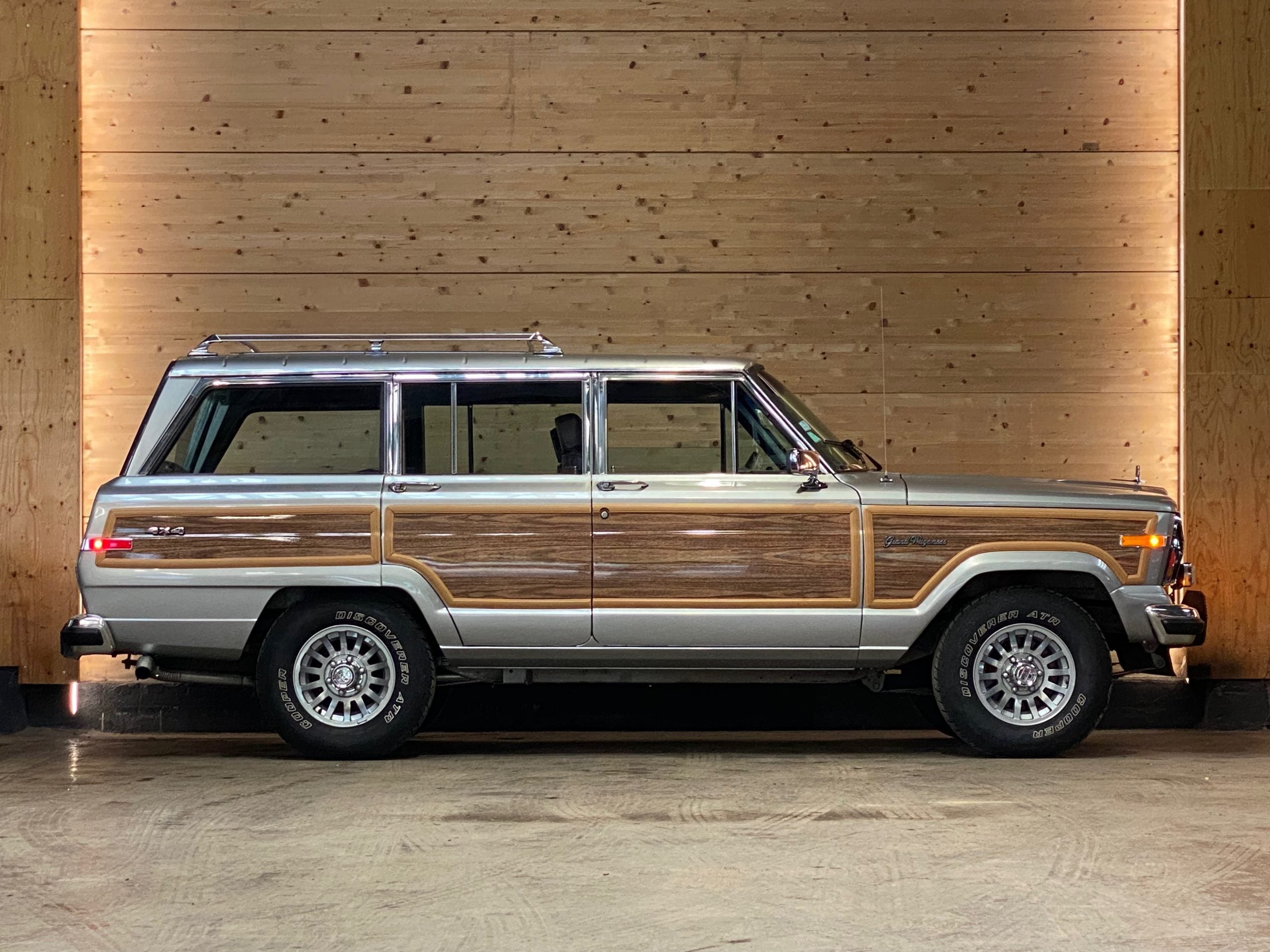 JEEP GRAND WAGONEER “FINAL EDITION”