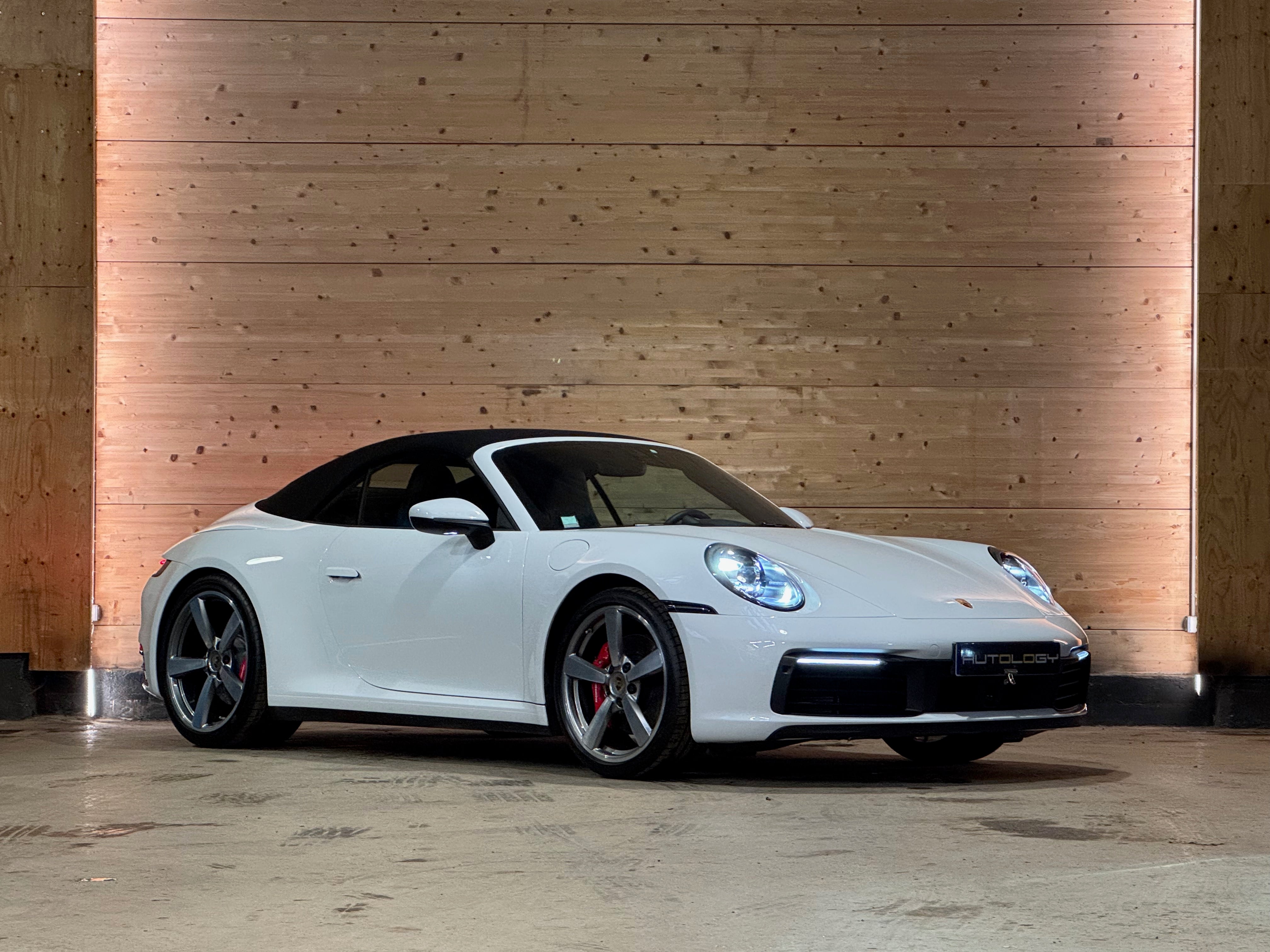 Porsche 992 Carrera 4S Cabriolet