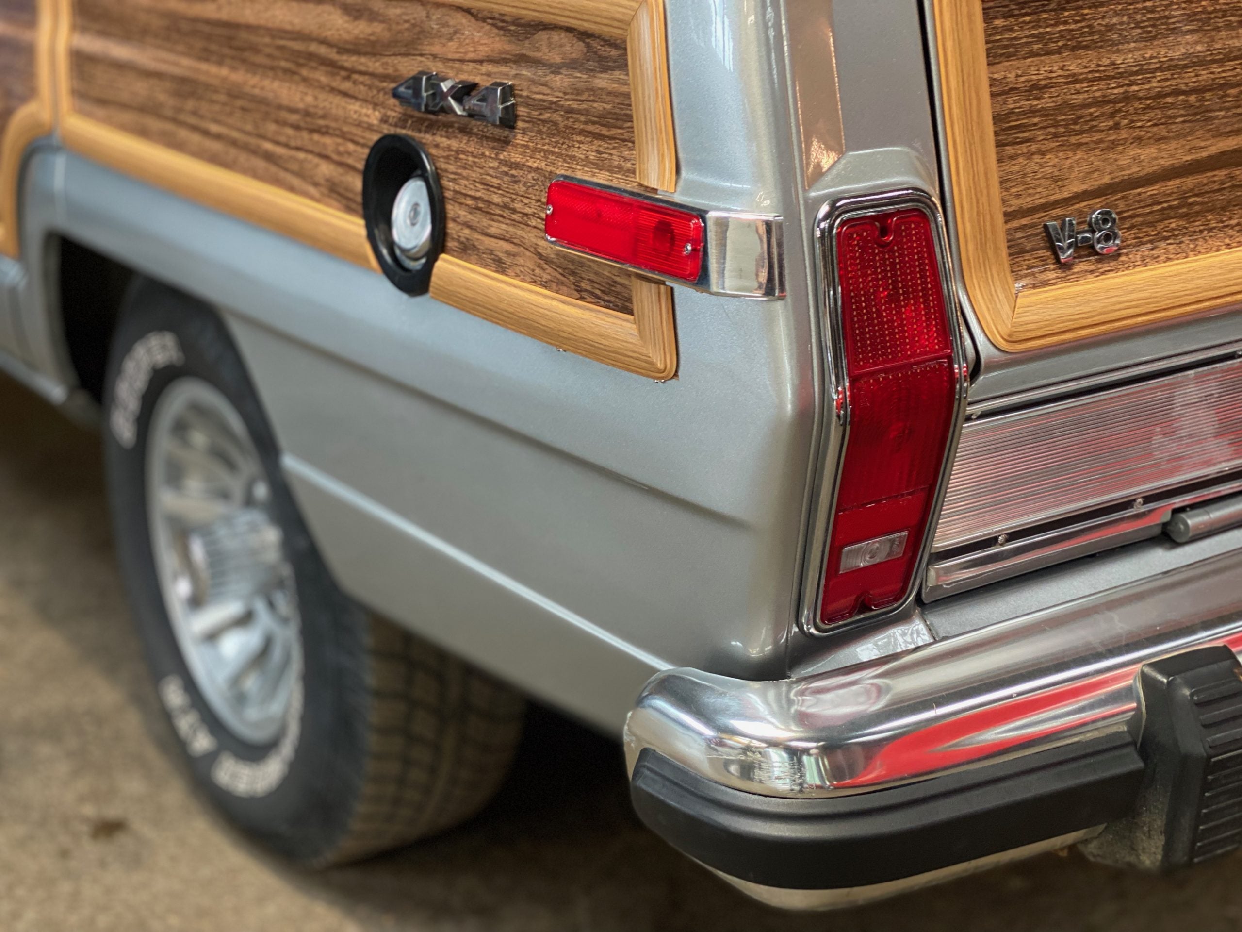JEEP GRAND WAGONEER “FINAL EDITION”