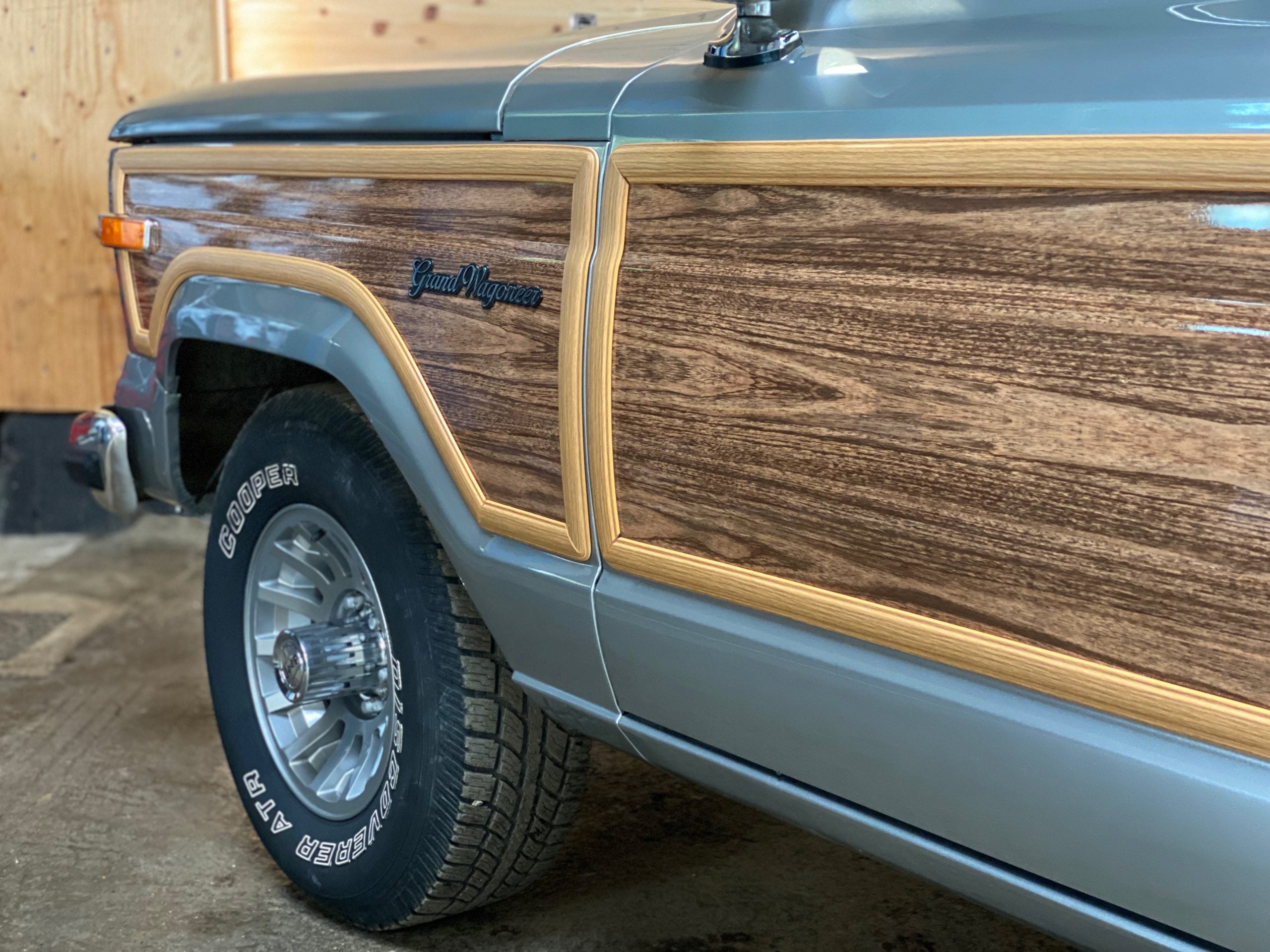 JEEP GRAND WAGONEER “FINAL EDITION”