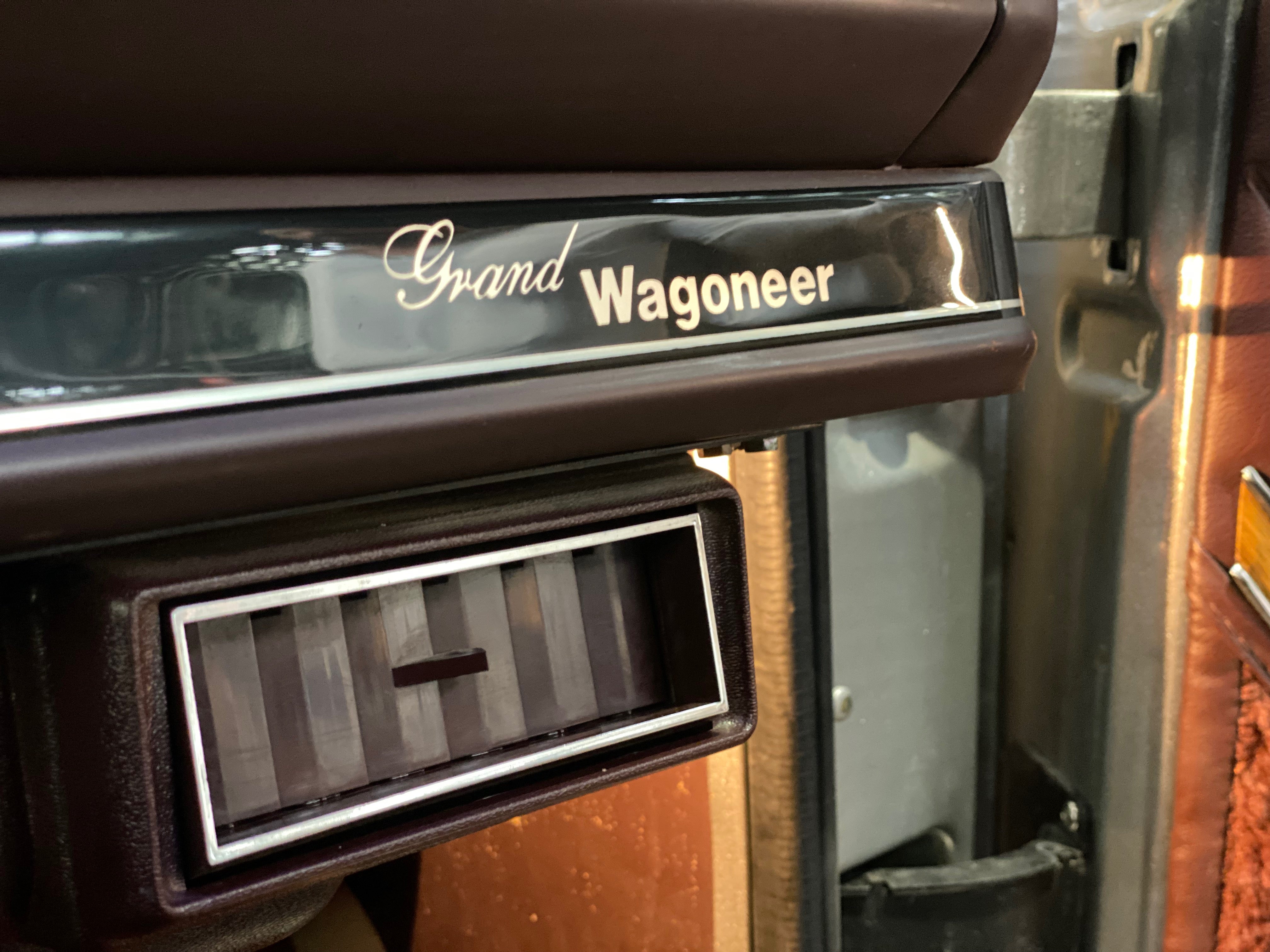 JEEP GRAND WAGONEER “FINAL EDITION”