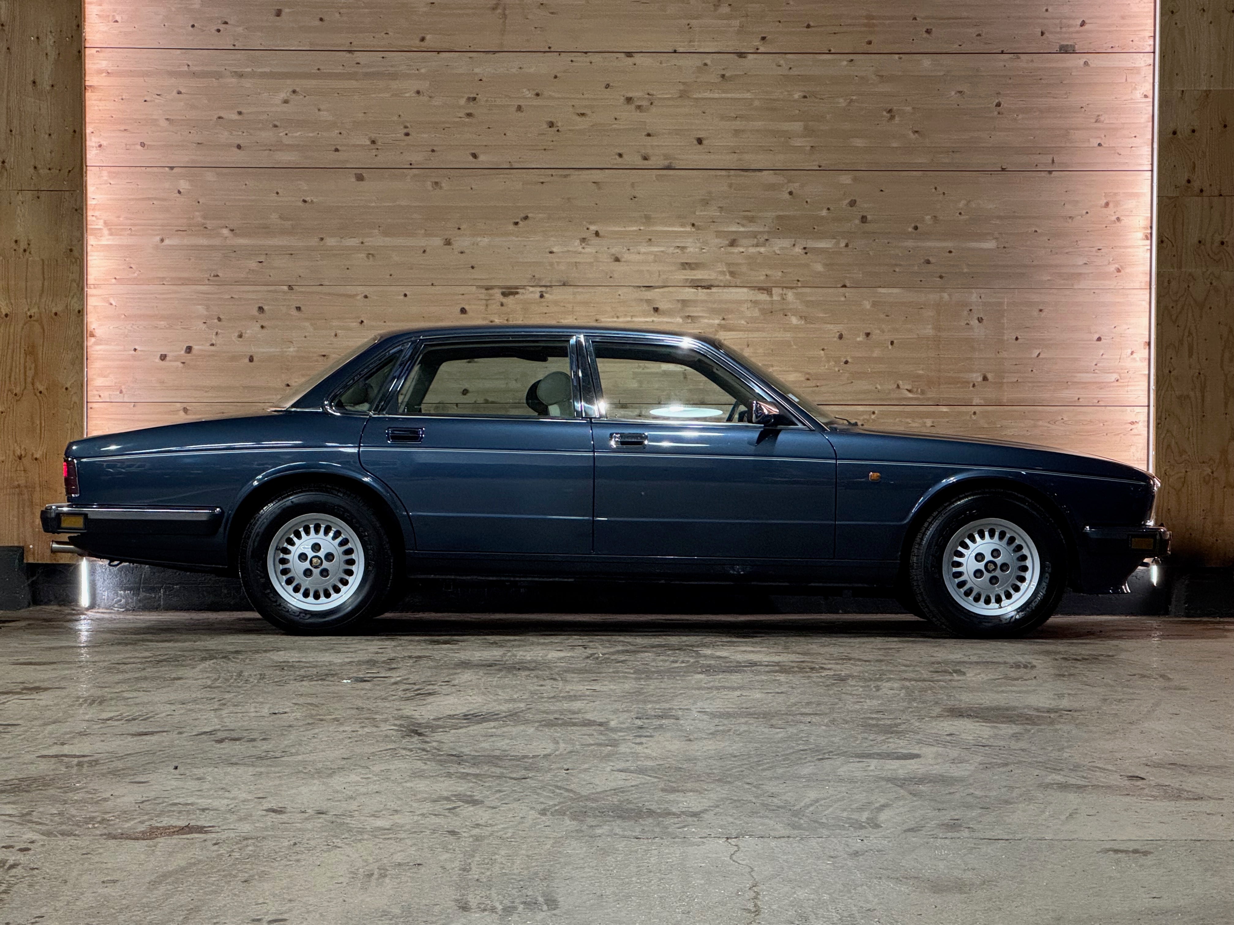 Jaguar XJ40 4.0 Sovereign