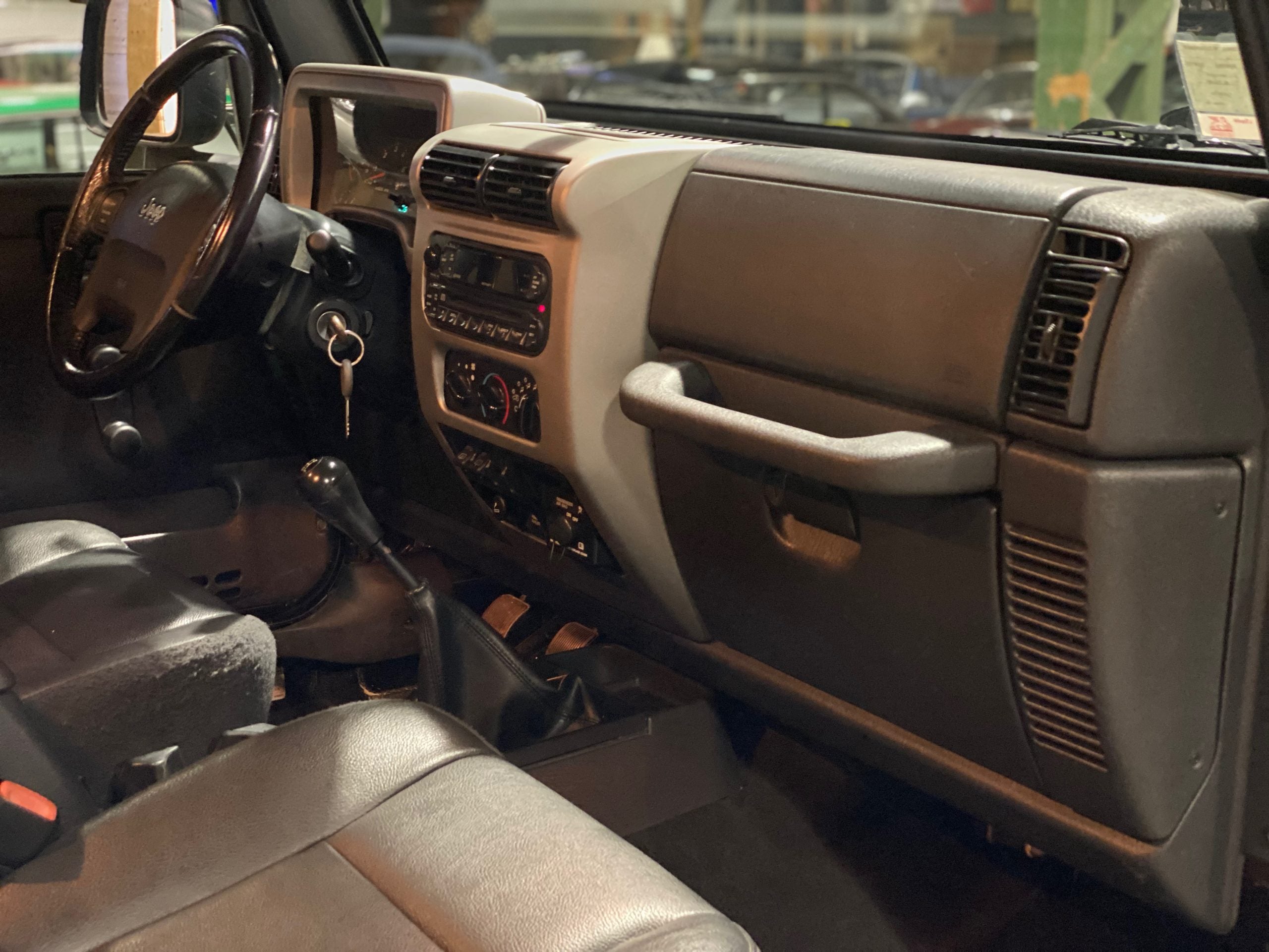 Jeep Wrangler TJ 4.0 Sahara BVM6