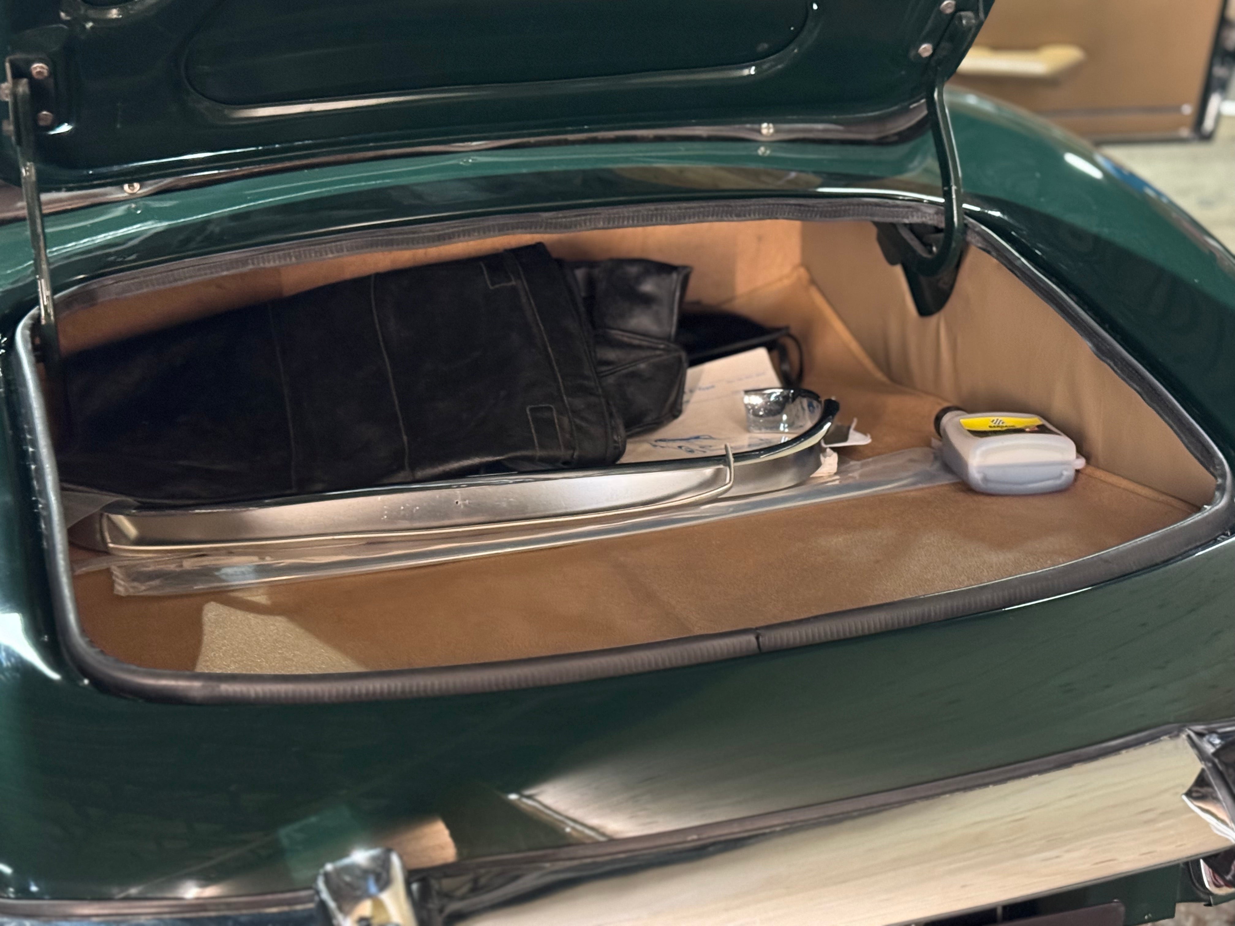 Jaguar Type E V12 Roadster BVM