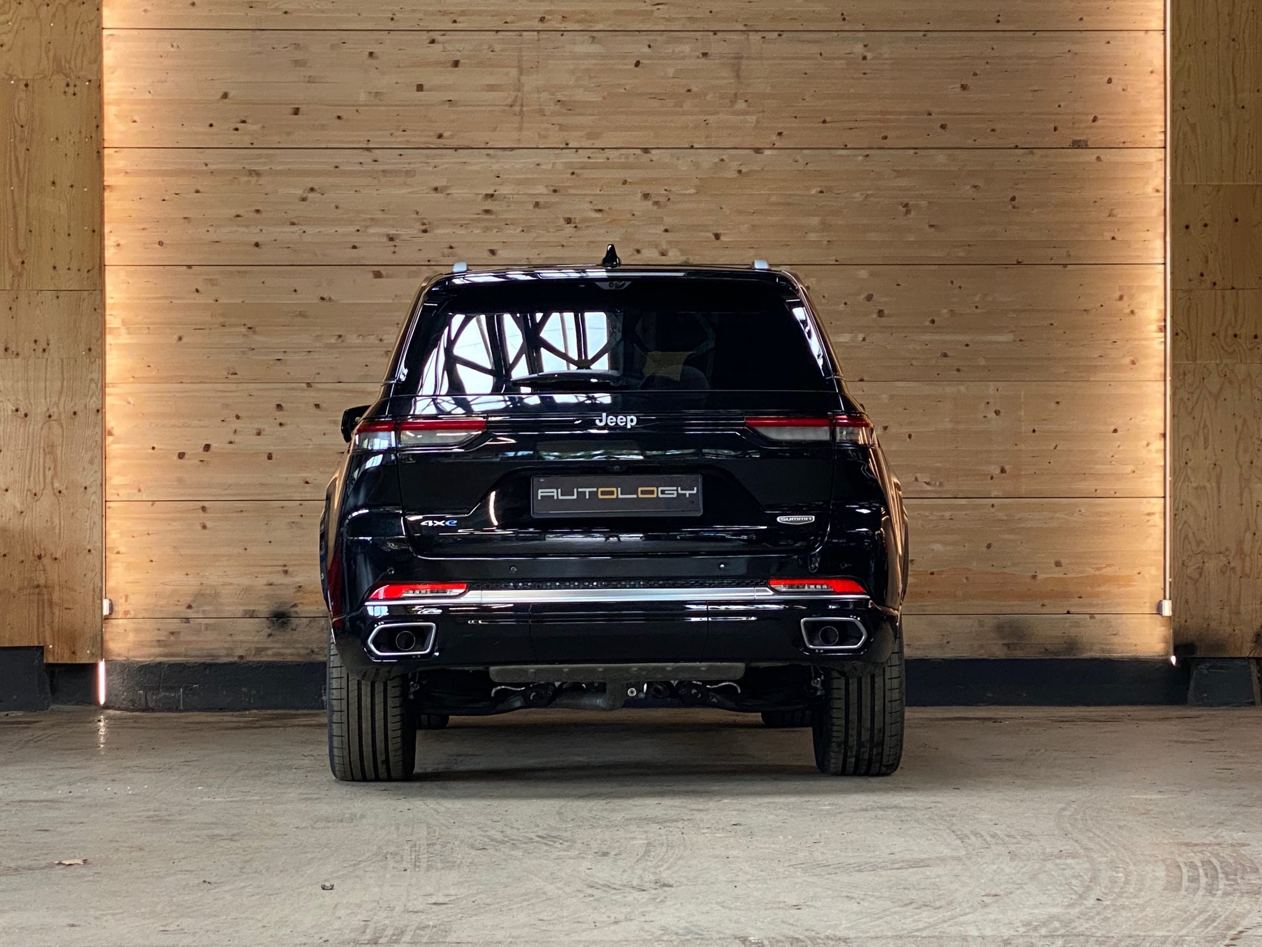 Jeep Grand Cherokee 4xe Exclusive Launch Edition