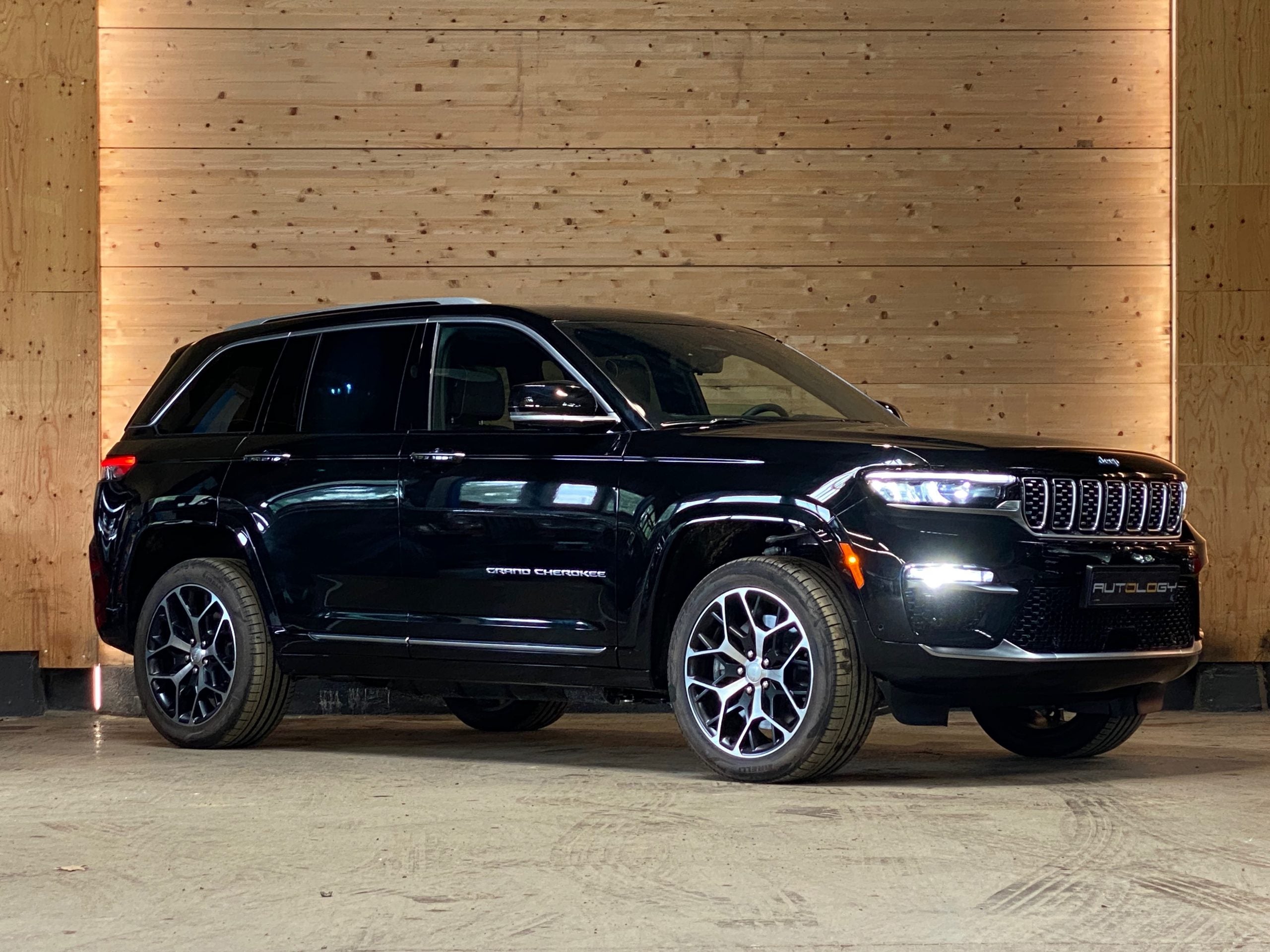 Jeep Grand Cherokee 4xe Exclusive Launch Edition