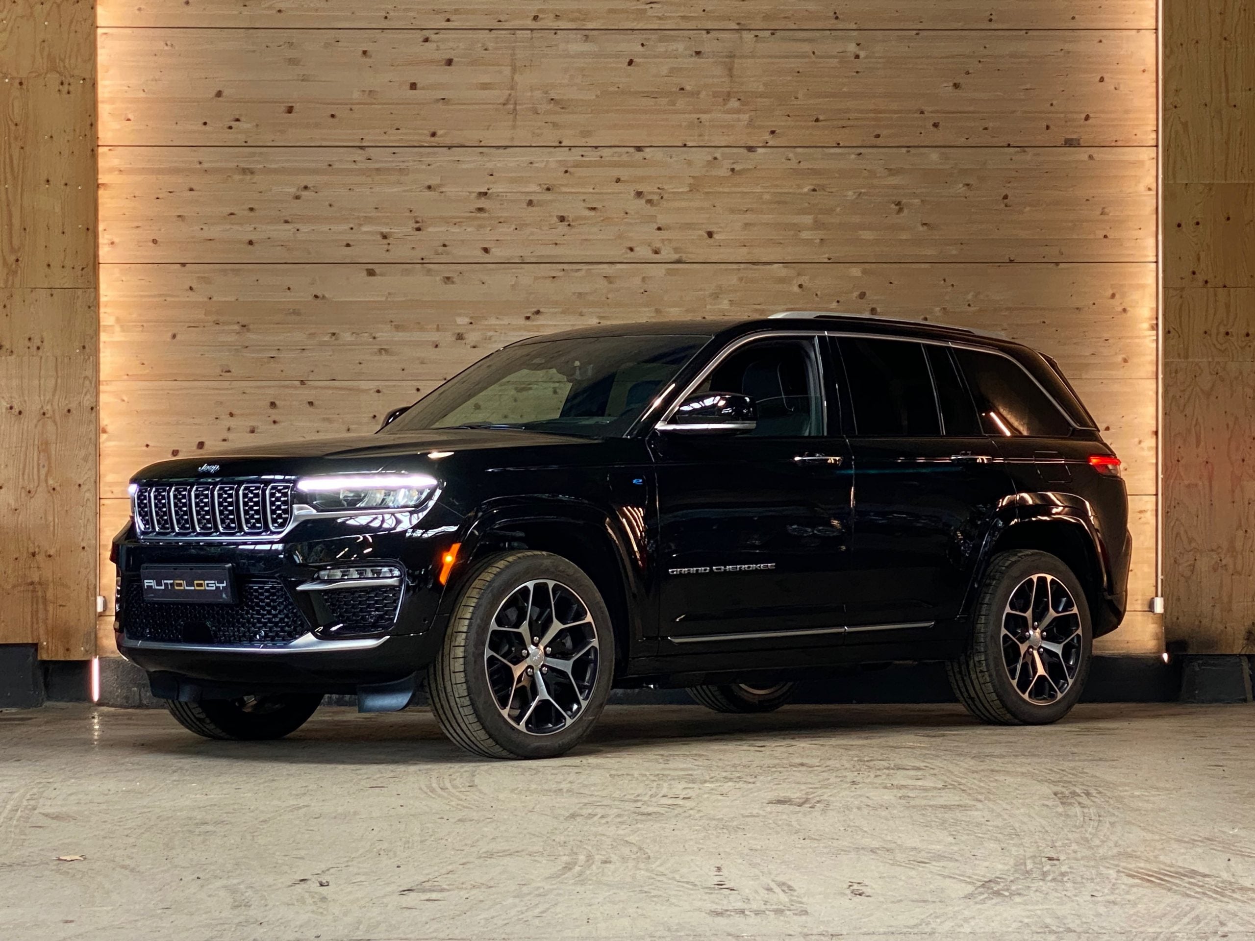 Jeep Grand Cherokee 4xe Exclusive Launch Edition