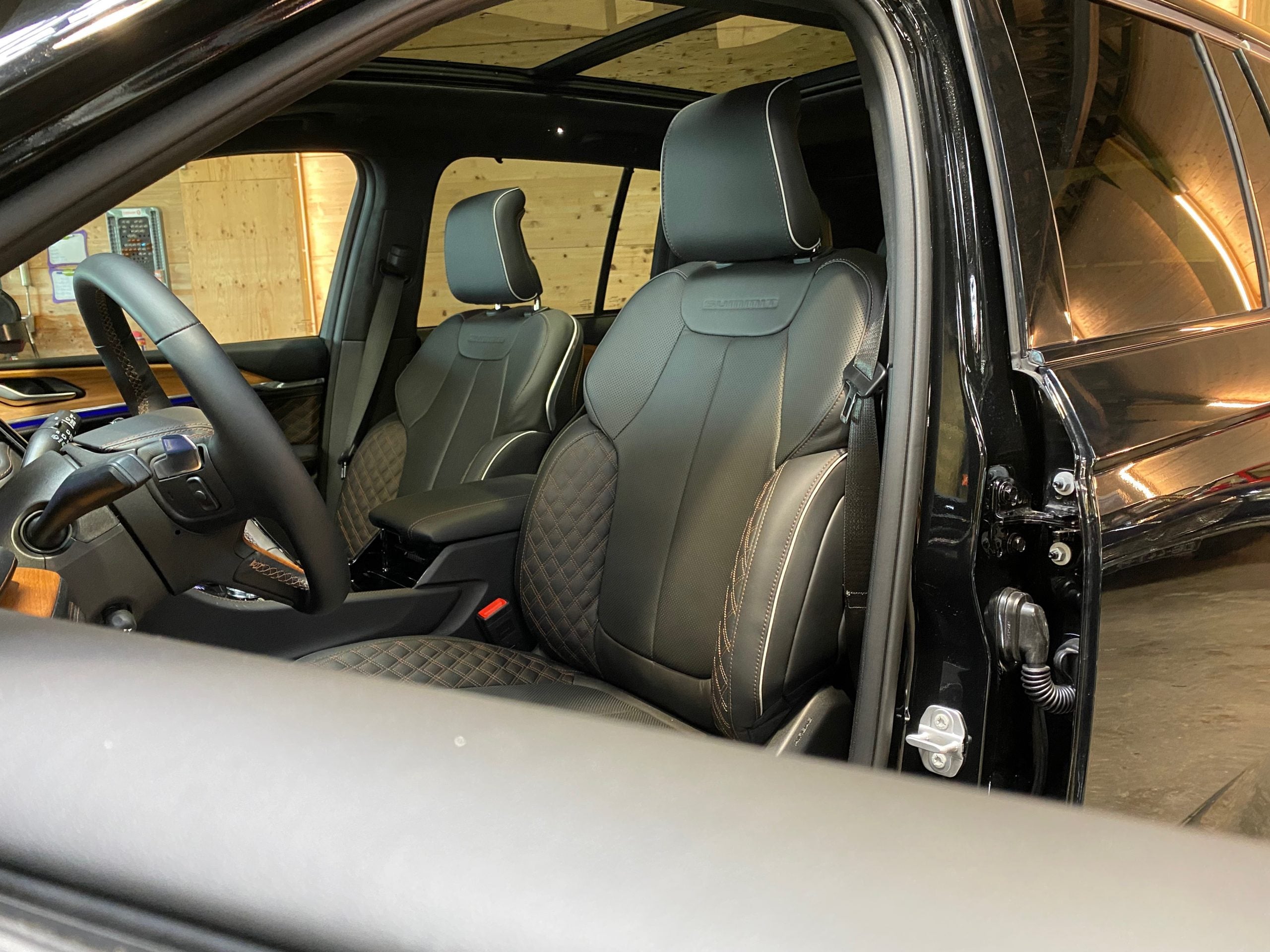 Jeep Grand Cherokee 4xe Exclusive Launch Edition
