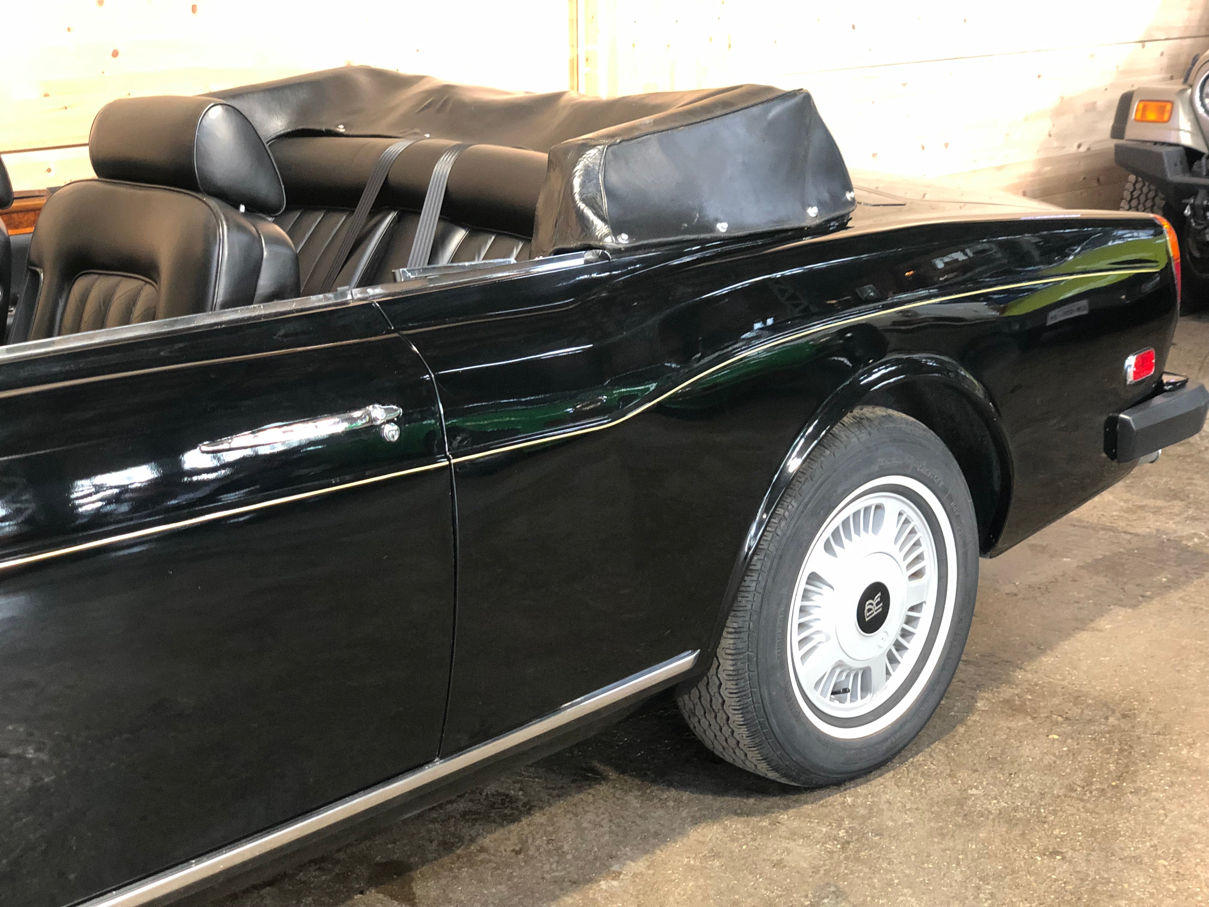 Rolls Royce Corniche