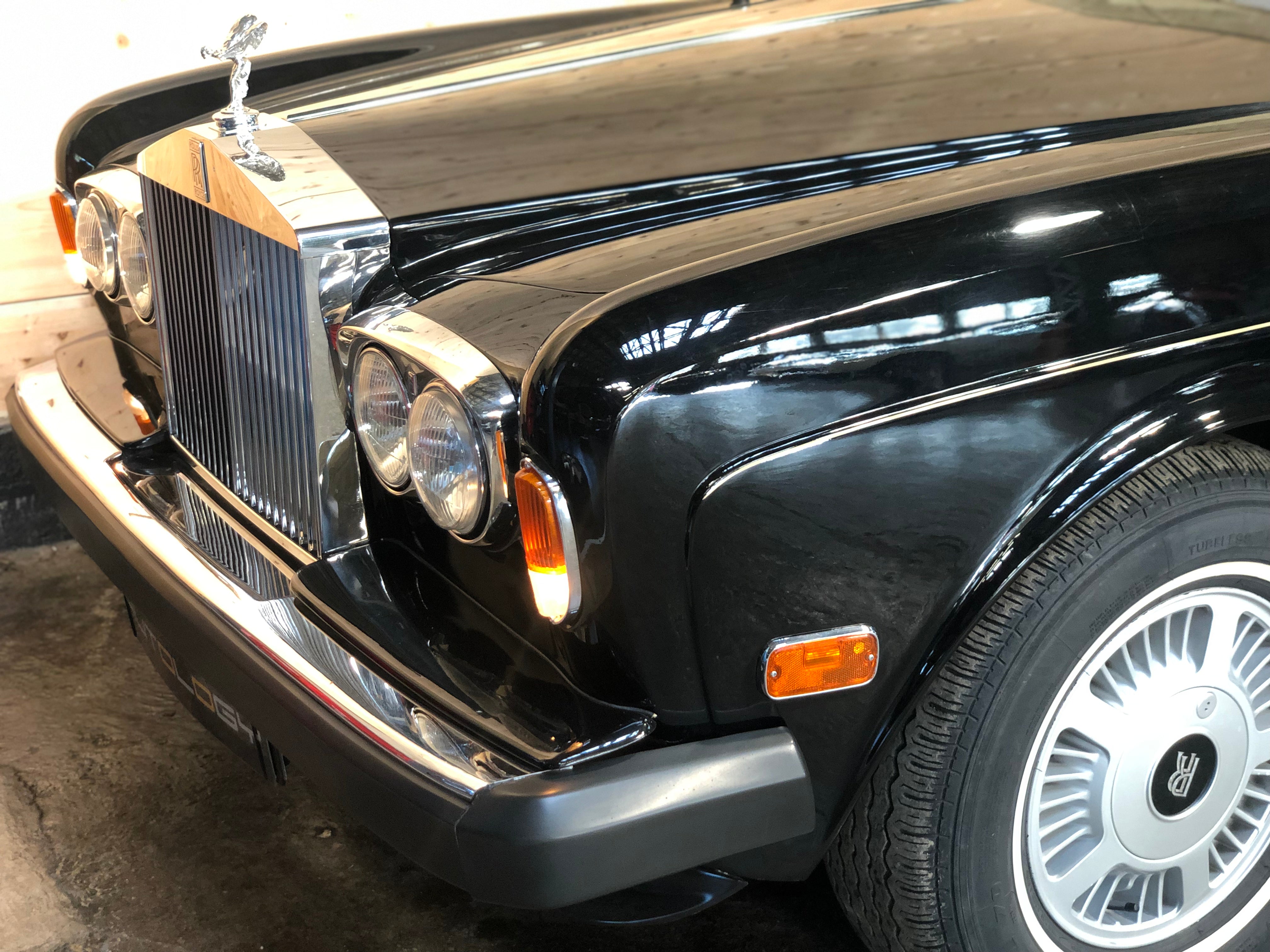 Rolls Royce Corniche