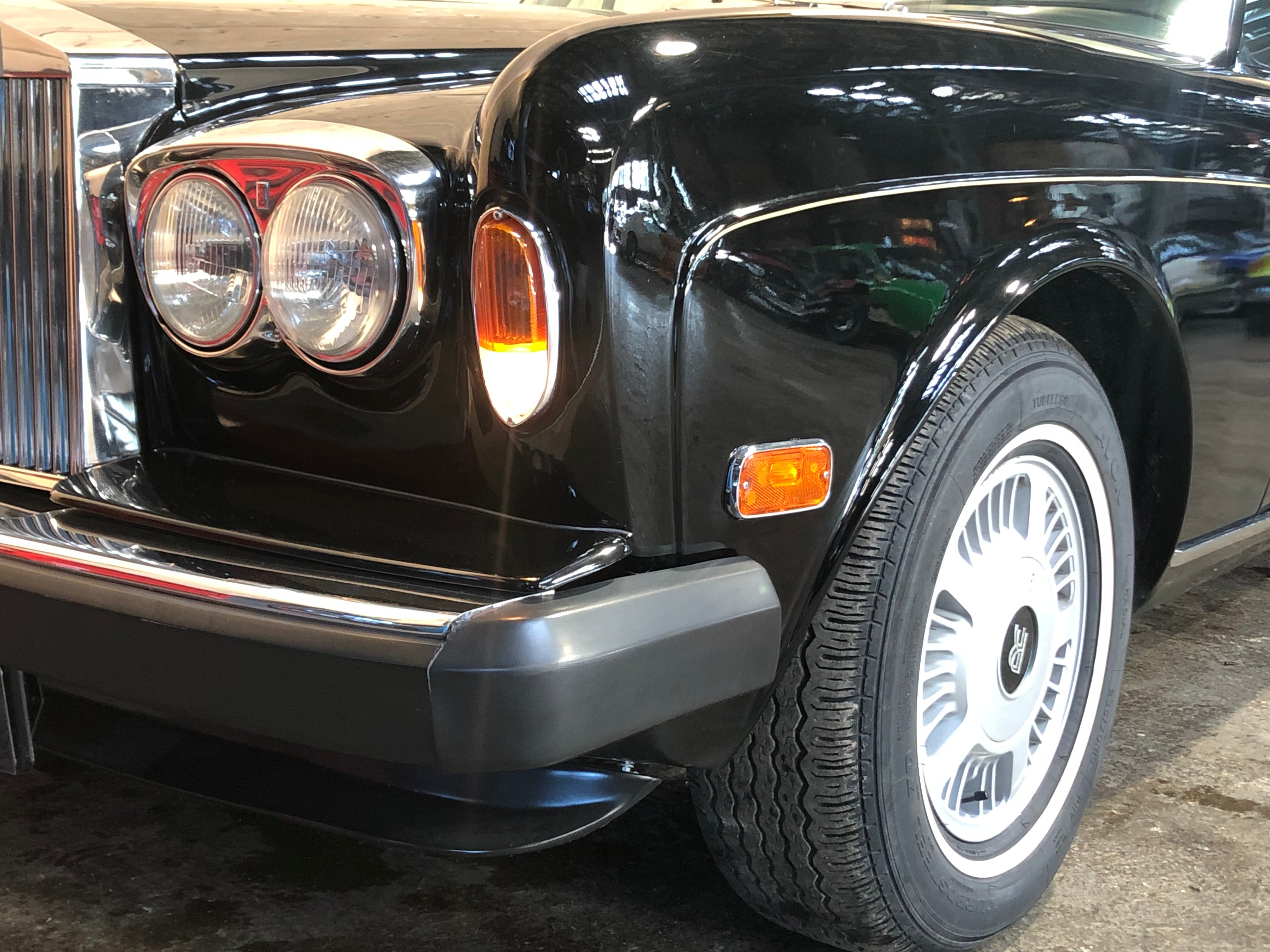 Rolls Royce Corniche