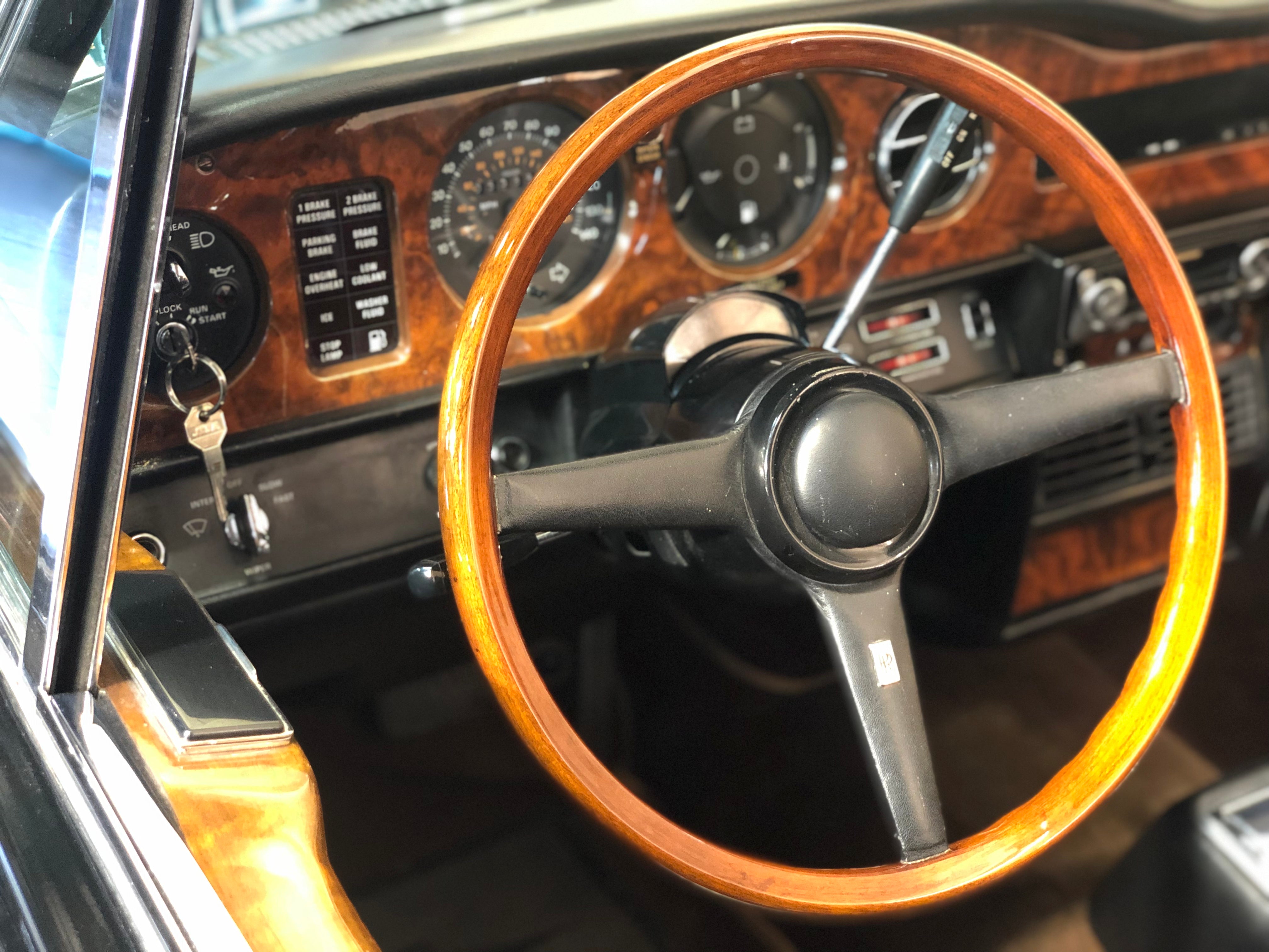 Rolls Royce Corniche