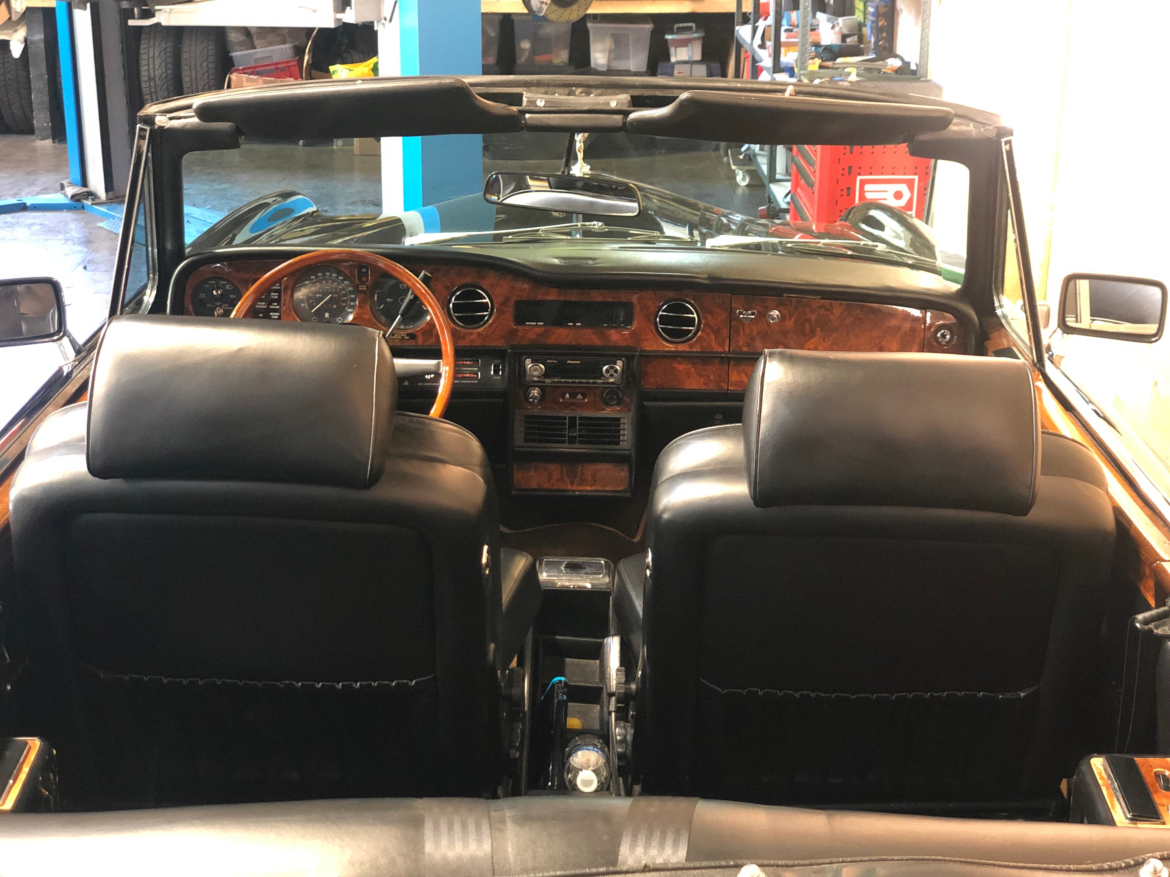 Rolls Royce Corniche