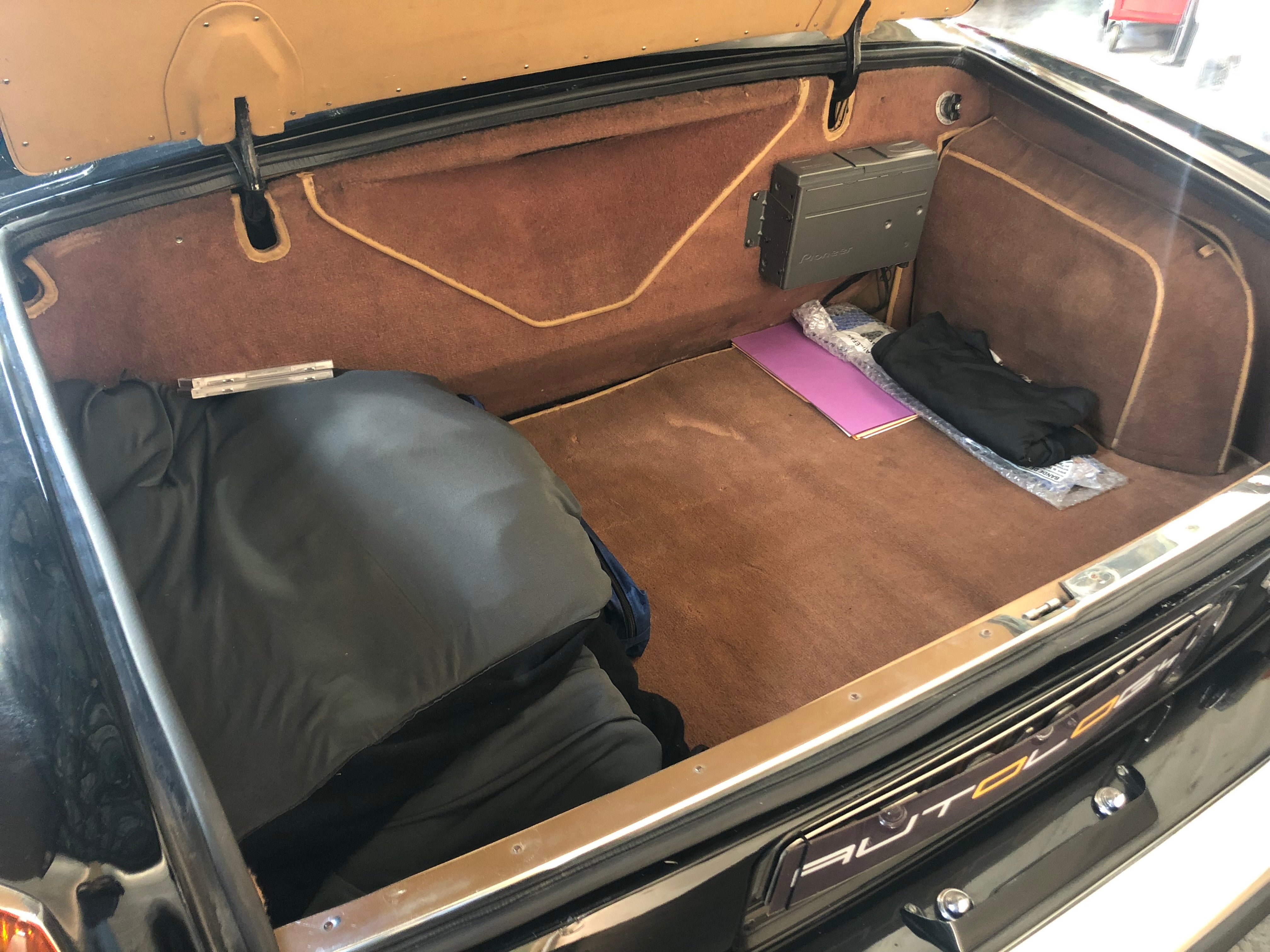 Rolls Royce Corniche