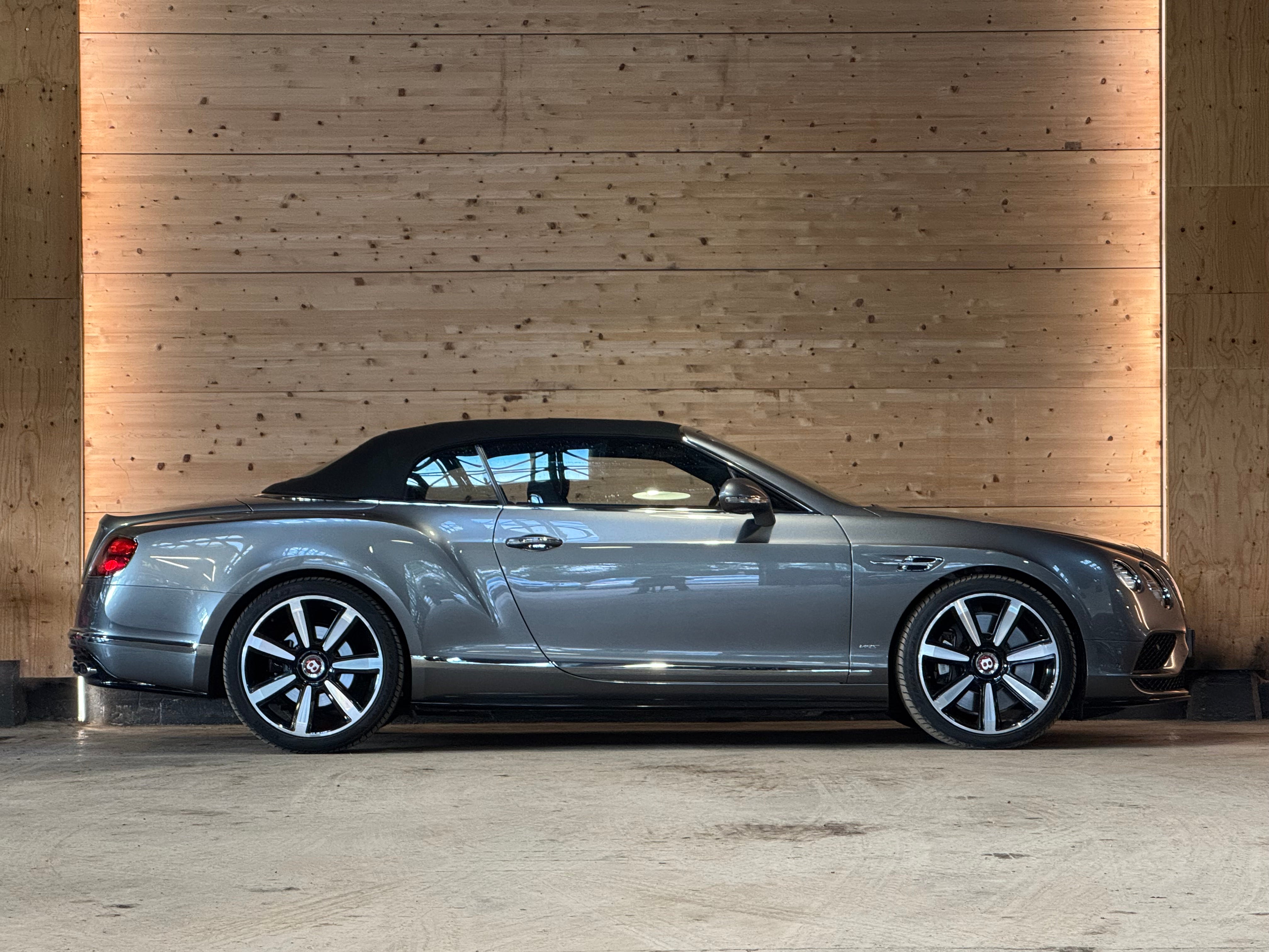 Bentley Continental GTC V8s
