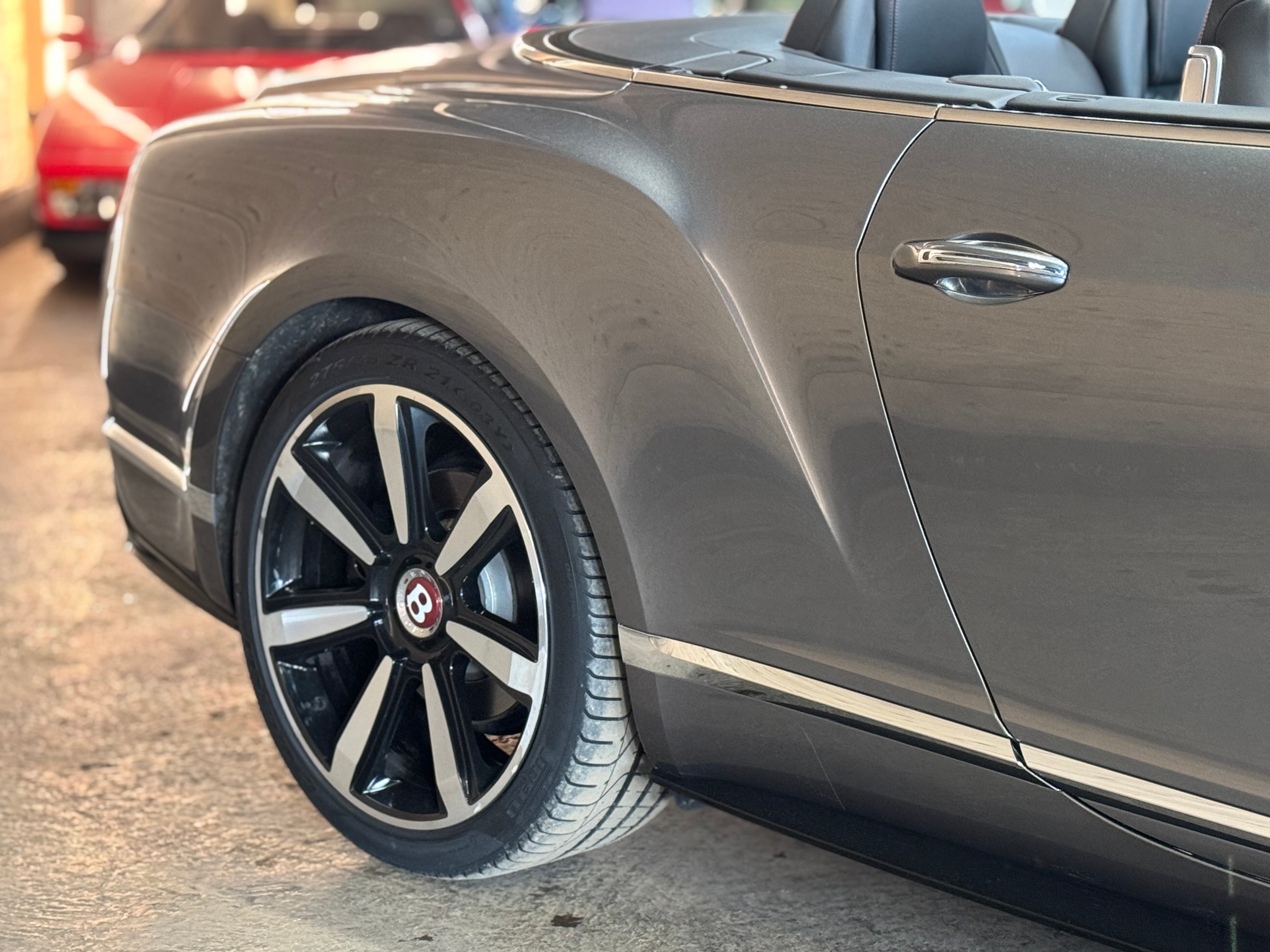 Bentley Continental GTC V8s