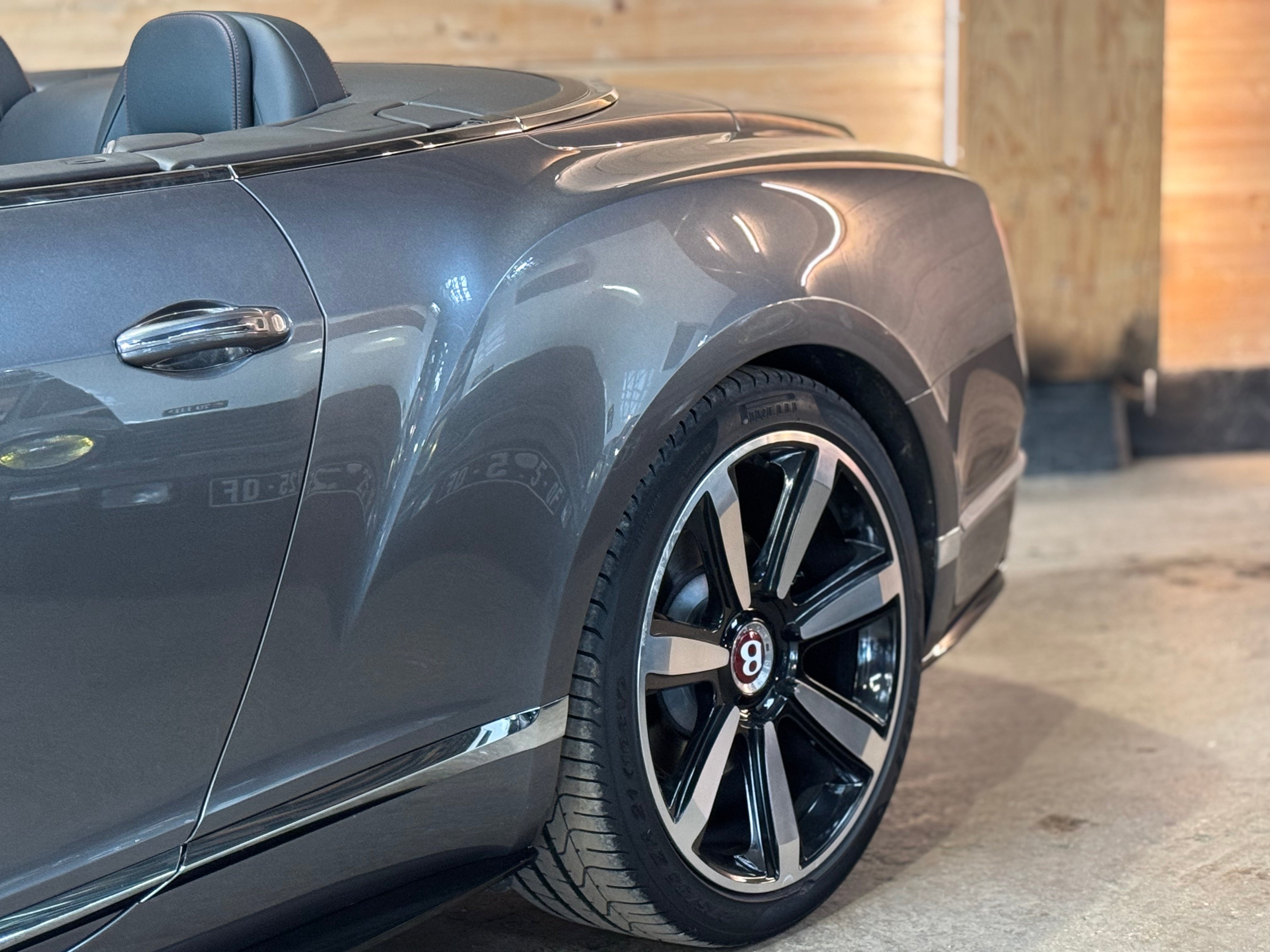 Bentley Continental GTC V8s