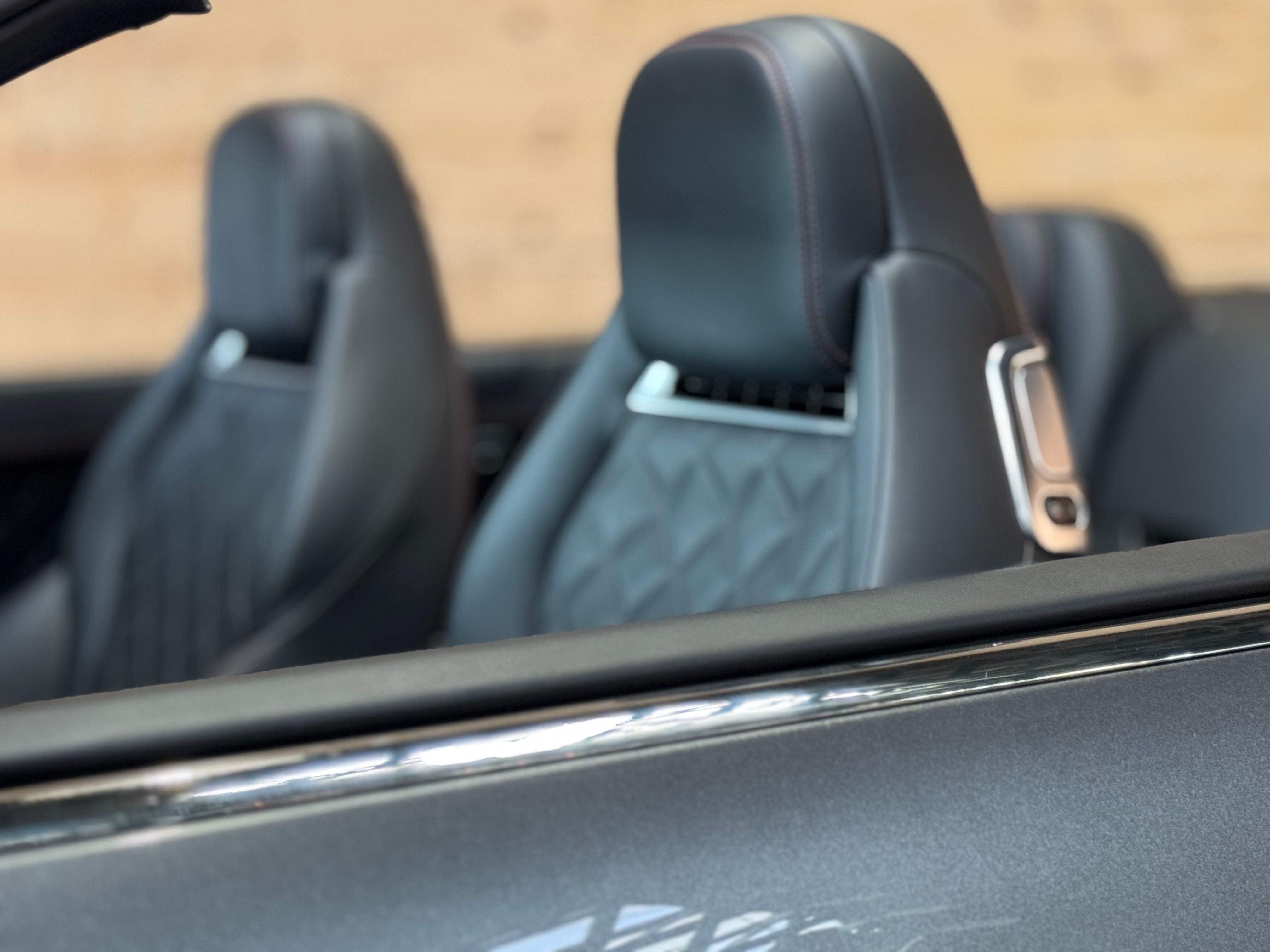 Bentley Continental GTC V8s