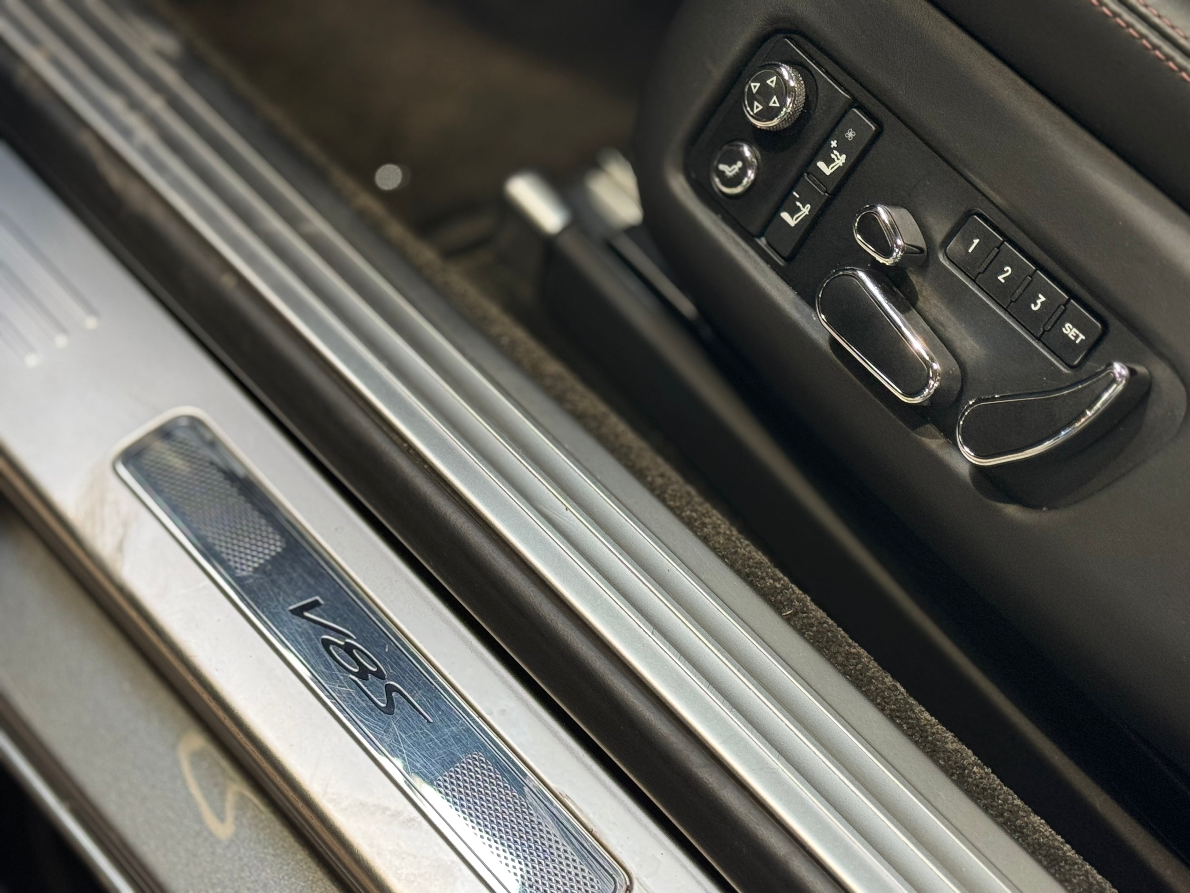 Bentley Continental GTC V8s