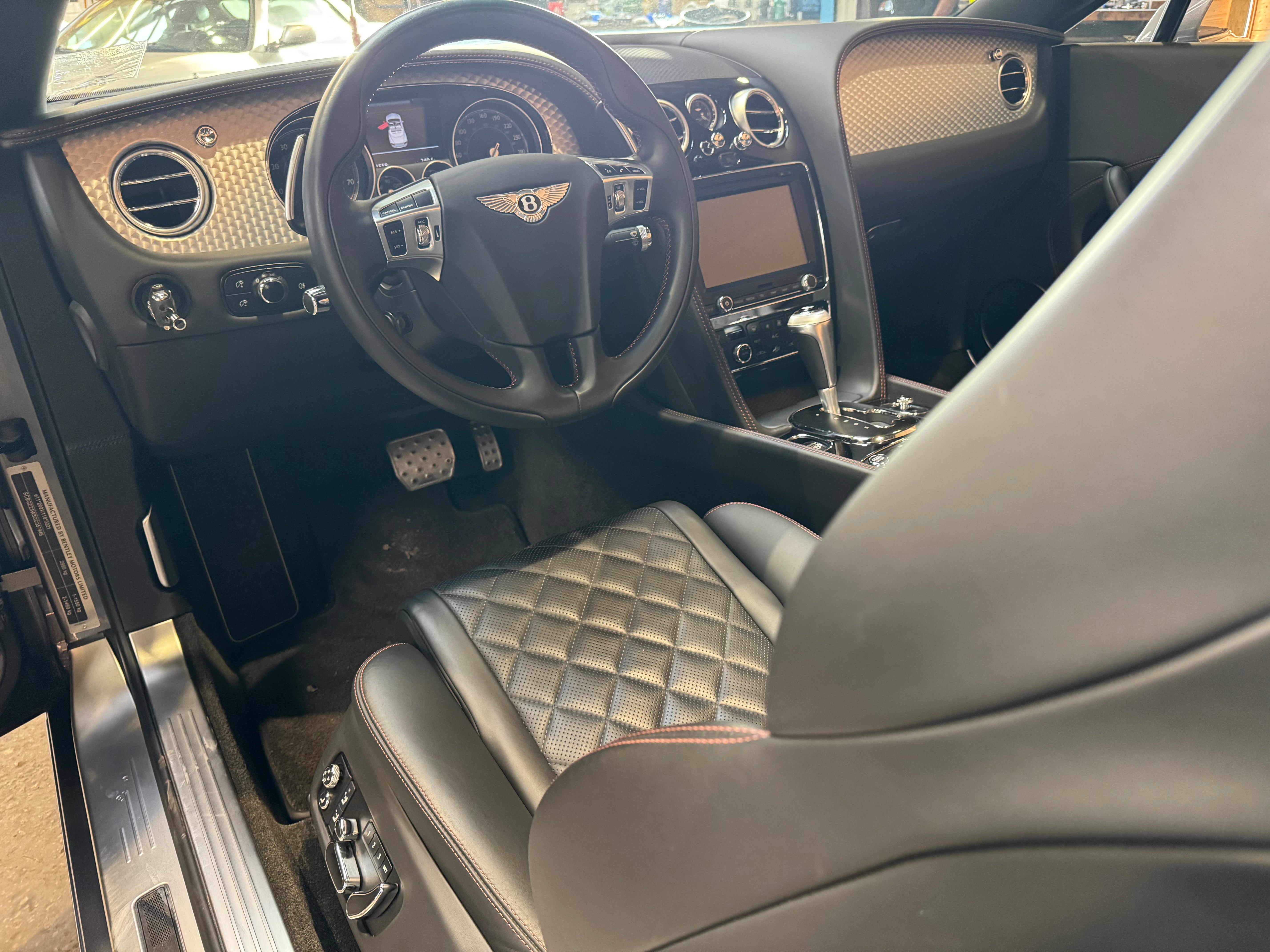 Bentley Continental GTC V8s
