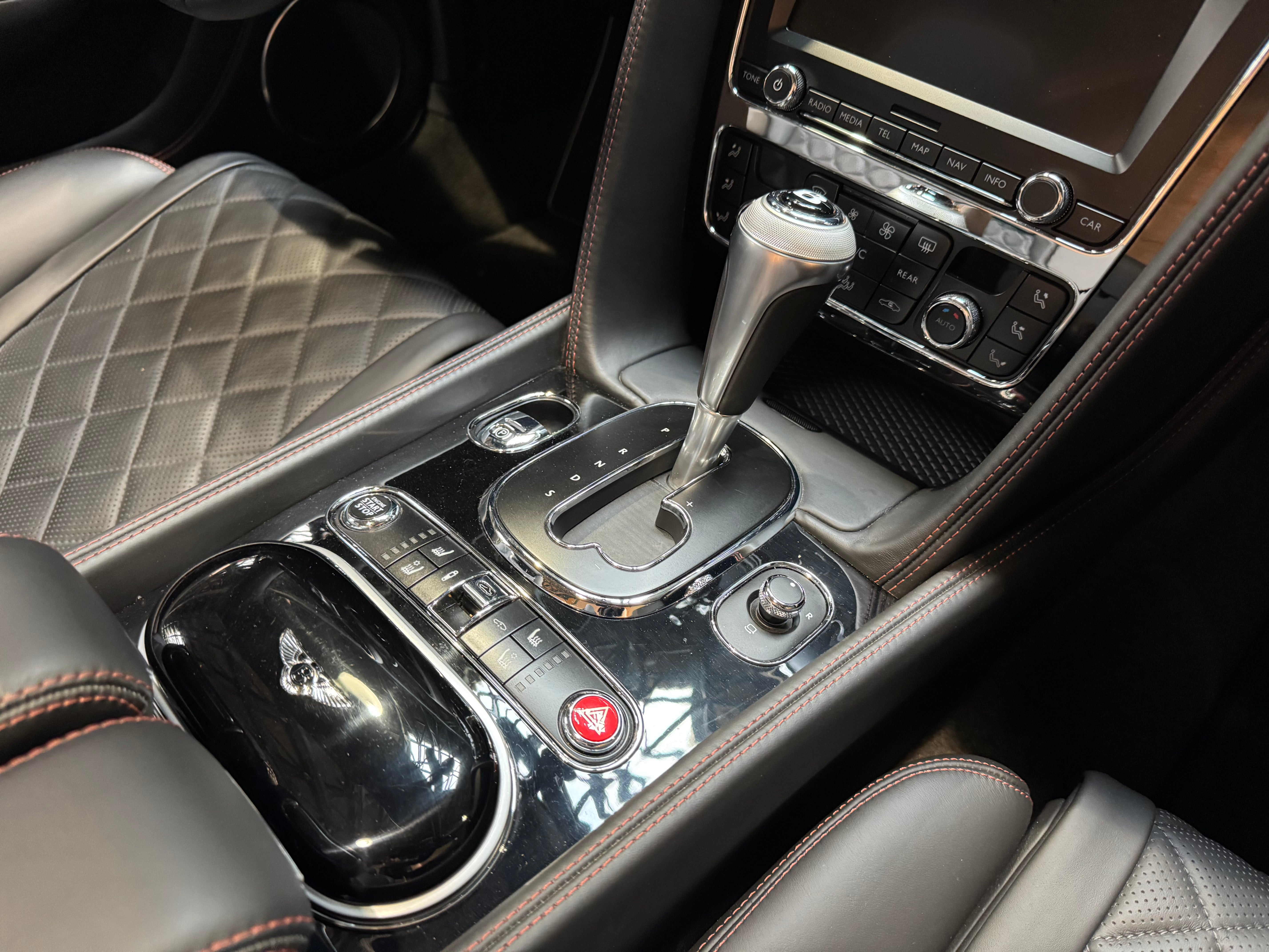 Bentley Continental GTC V8s
