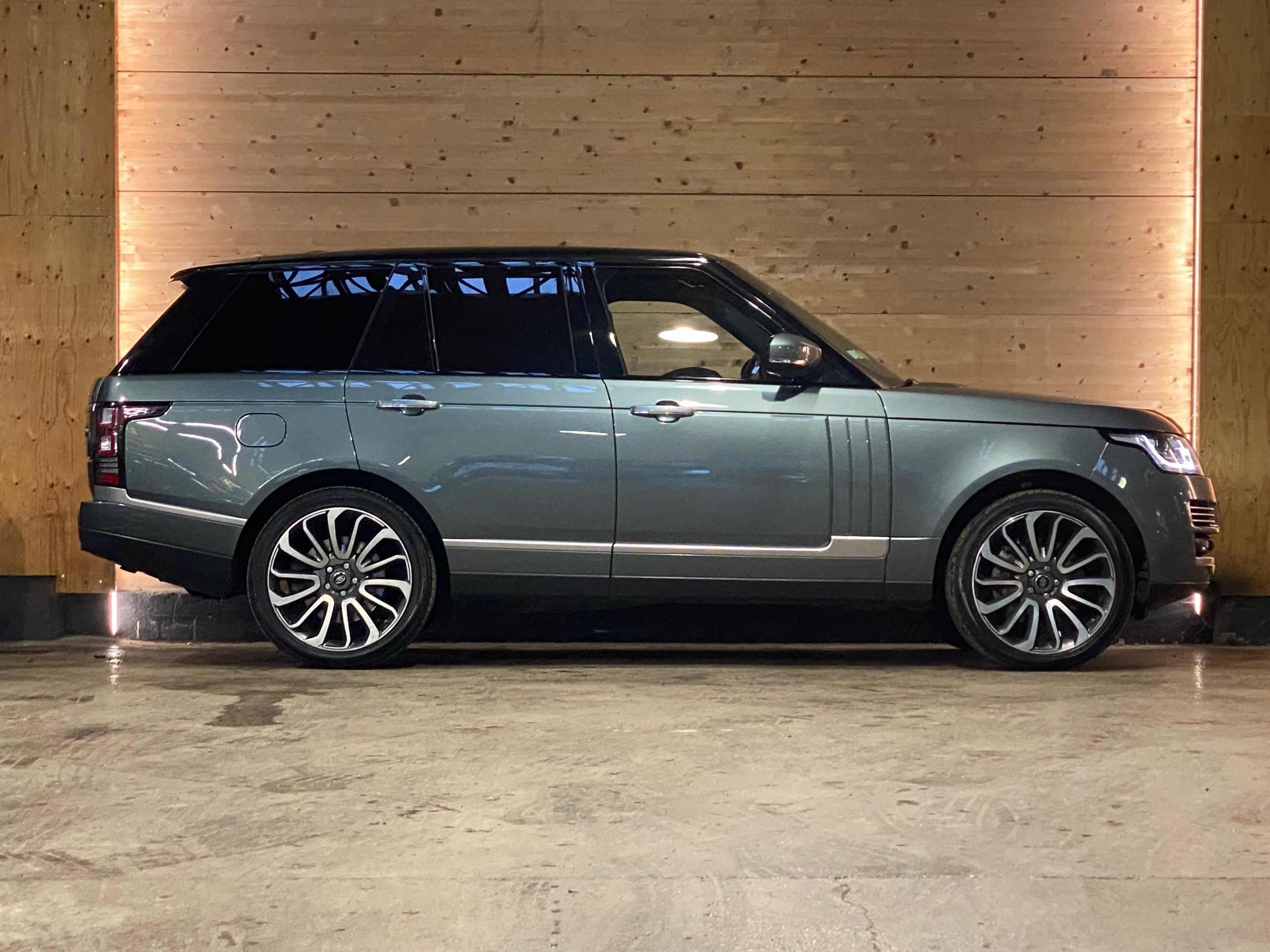 Land Rover Range Rover 4.4 SdV8 Autobiography