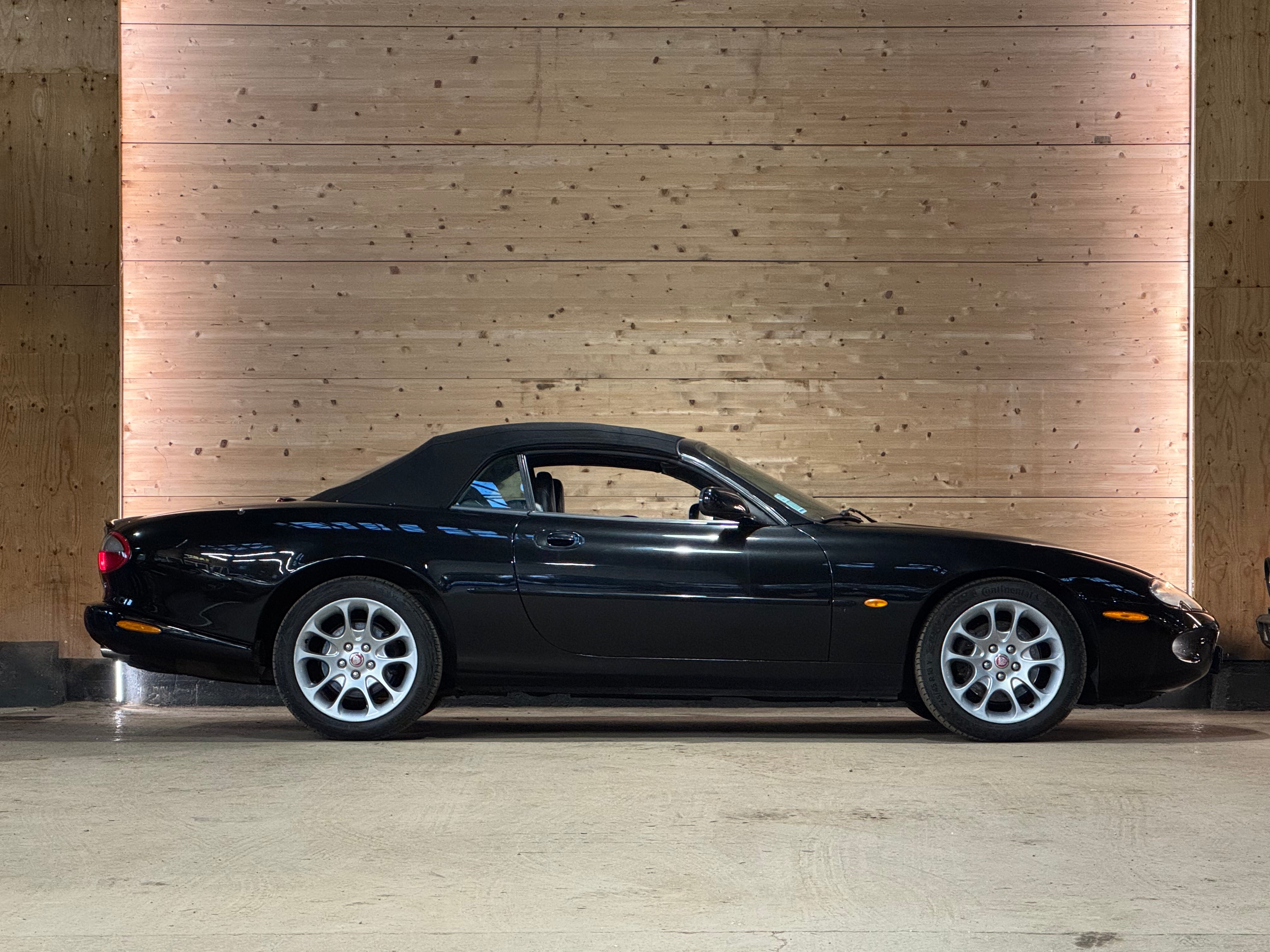 Jaguar XKR Cabriolet V8 4.0