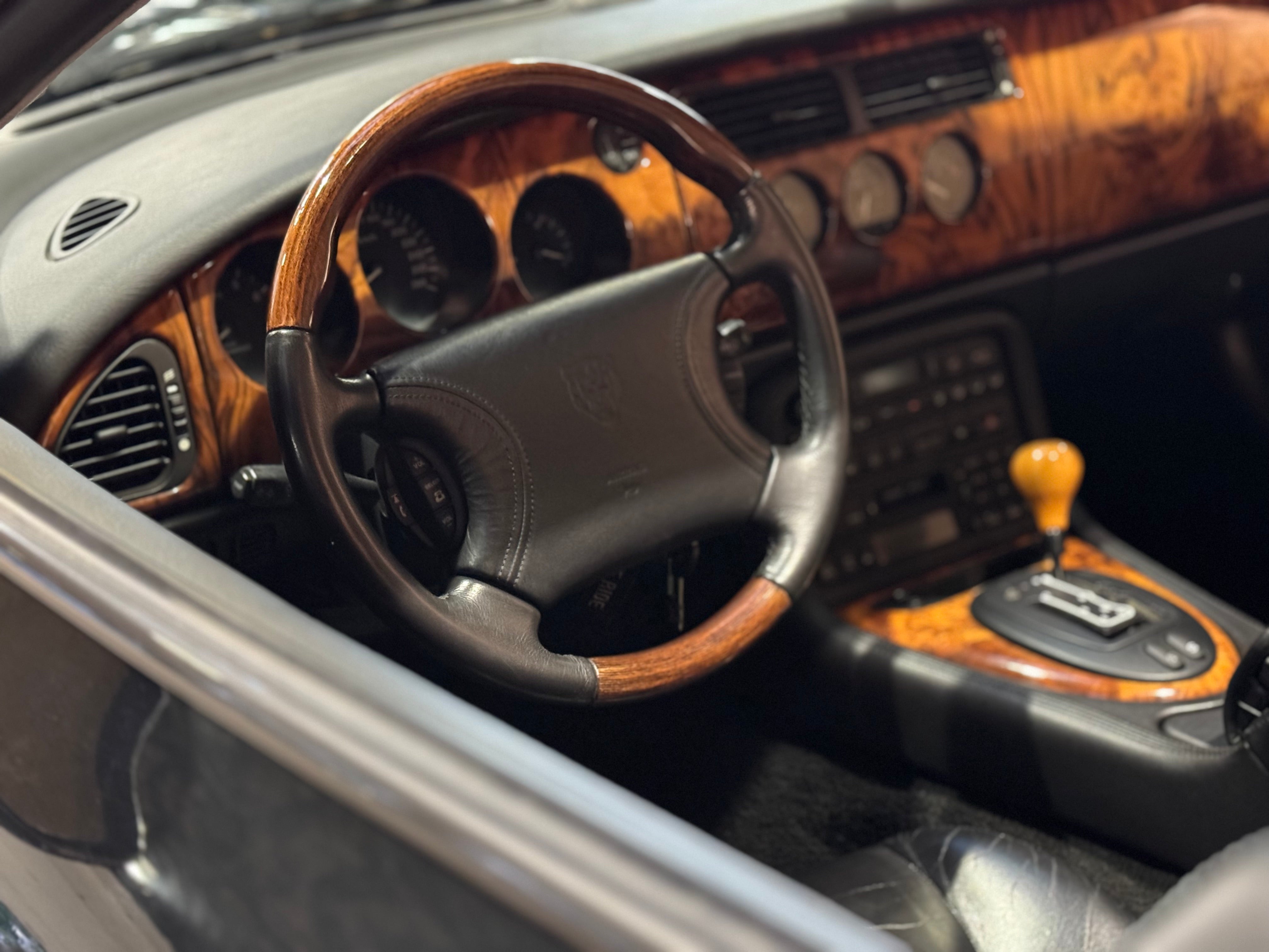 Jaguar XKR Cabriolet V8 4.0