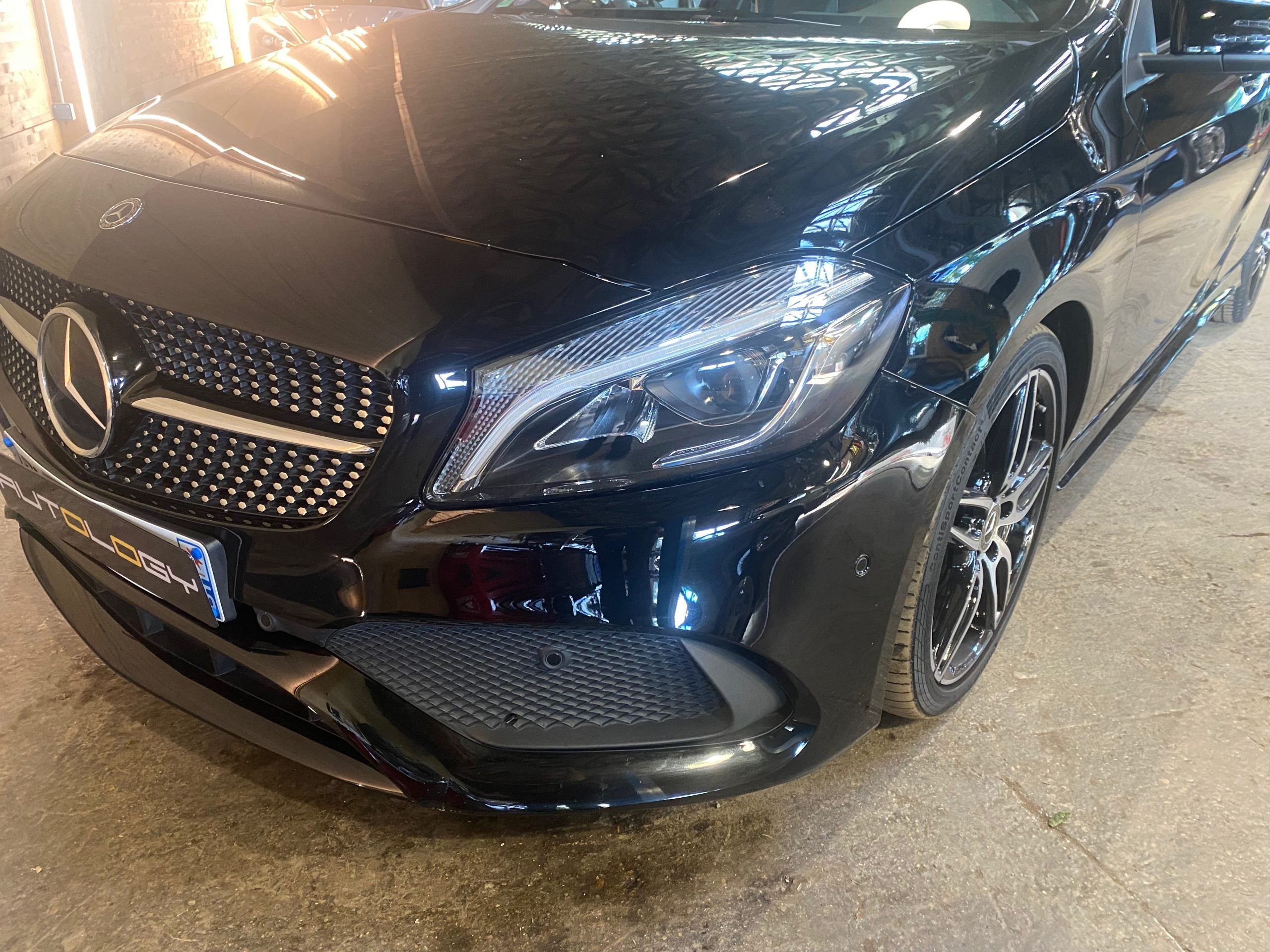 Mercedes A160 BVA WhiteArt Edition
