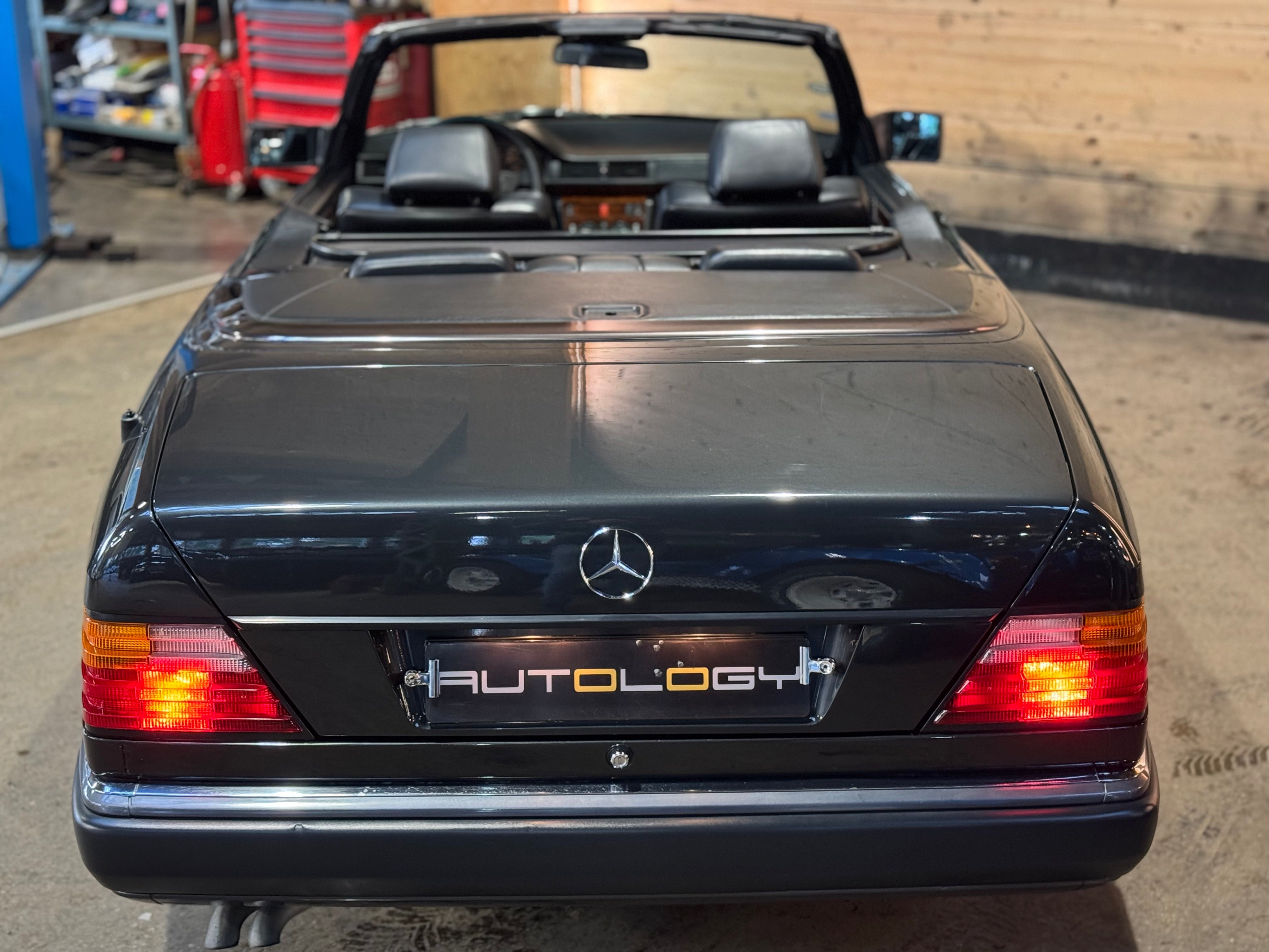 Mercedes 300CE-24 Cabriolet BVA