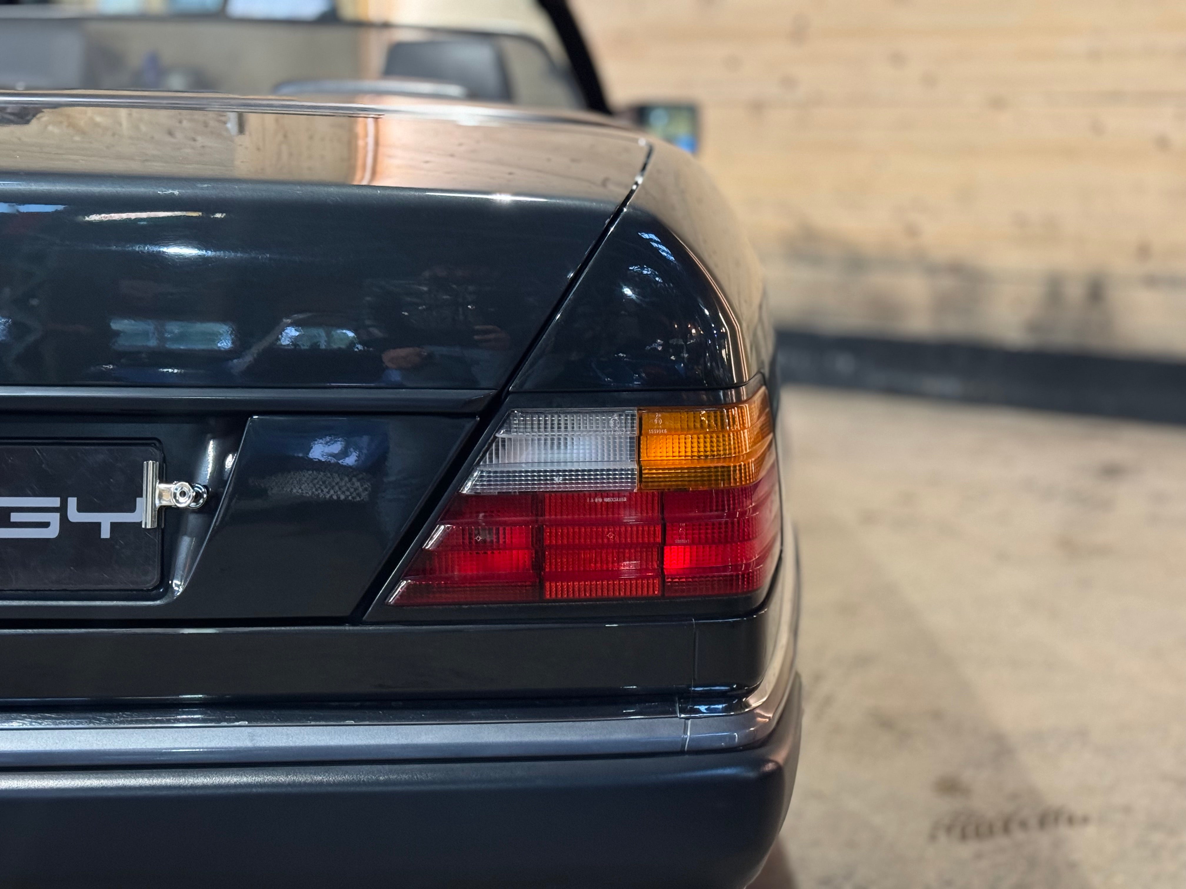 Mercedes 300CE-24 Cabriolet BVA